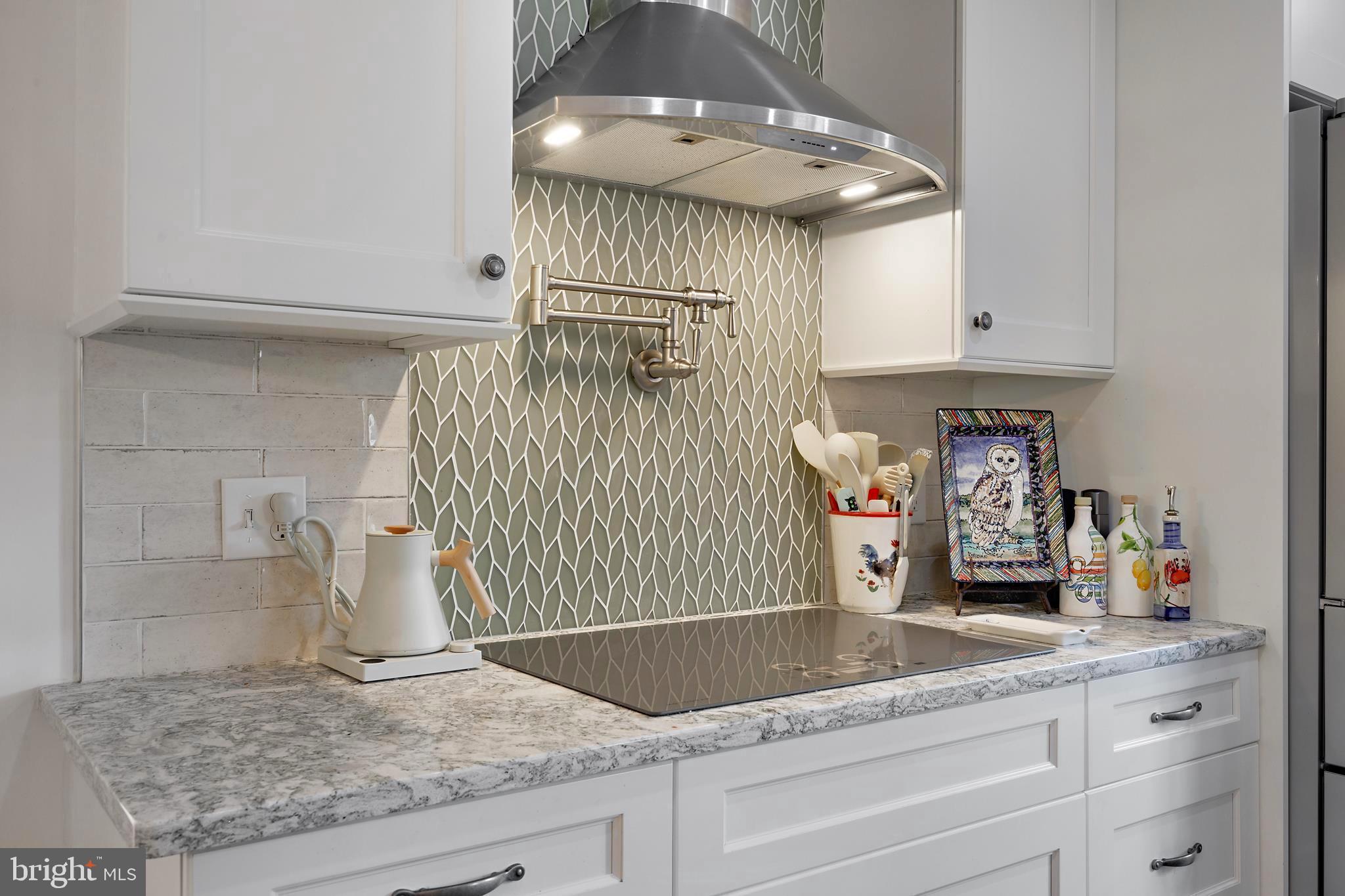 942 BUTTONWOOD TRAIL