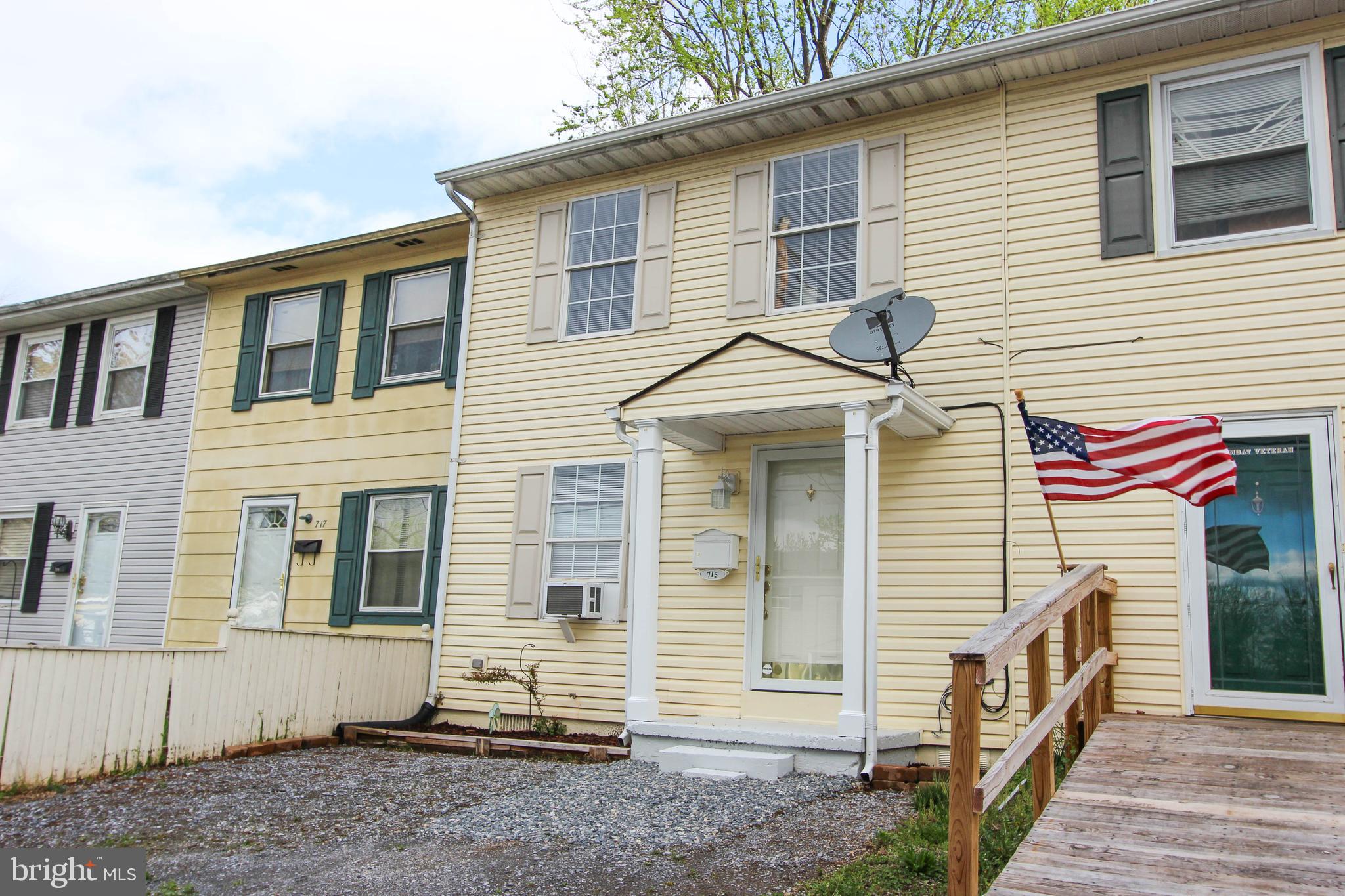 RIVERVIEW - Residential Lease