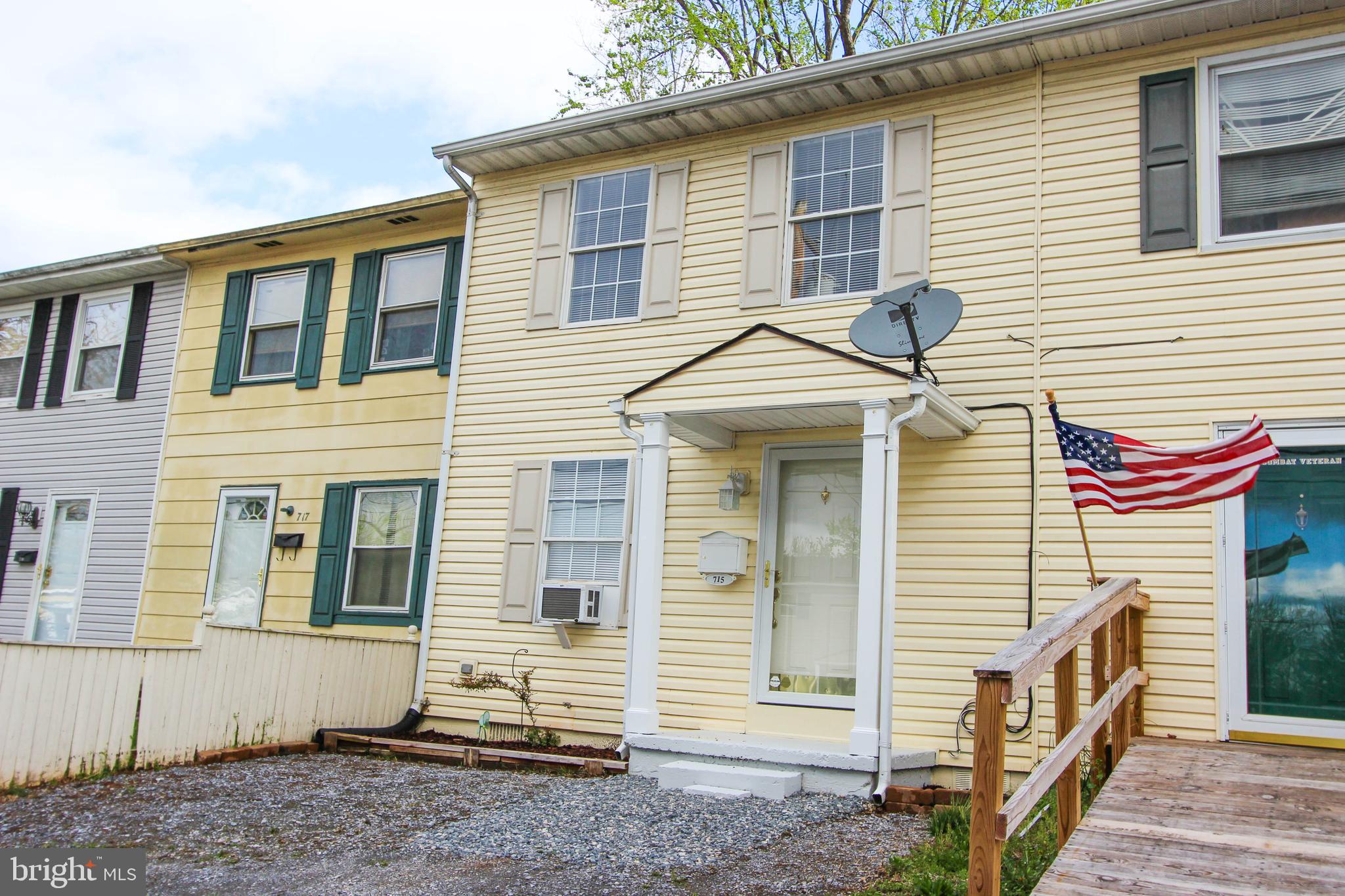 RIVERVIEW - Residential Lease