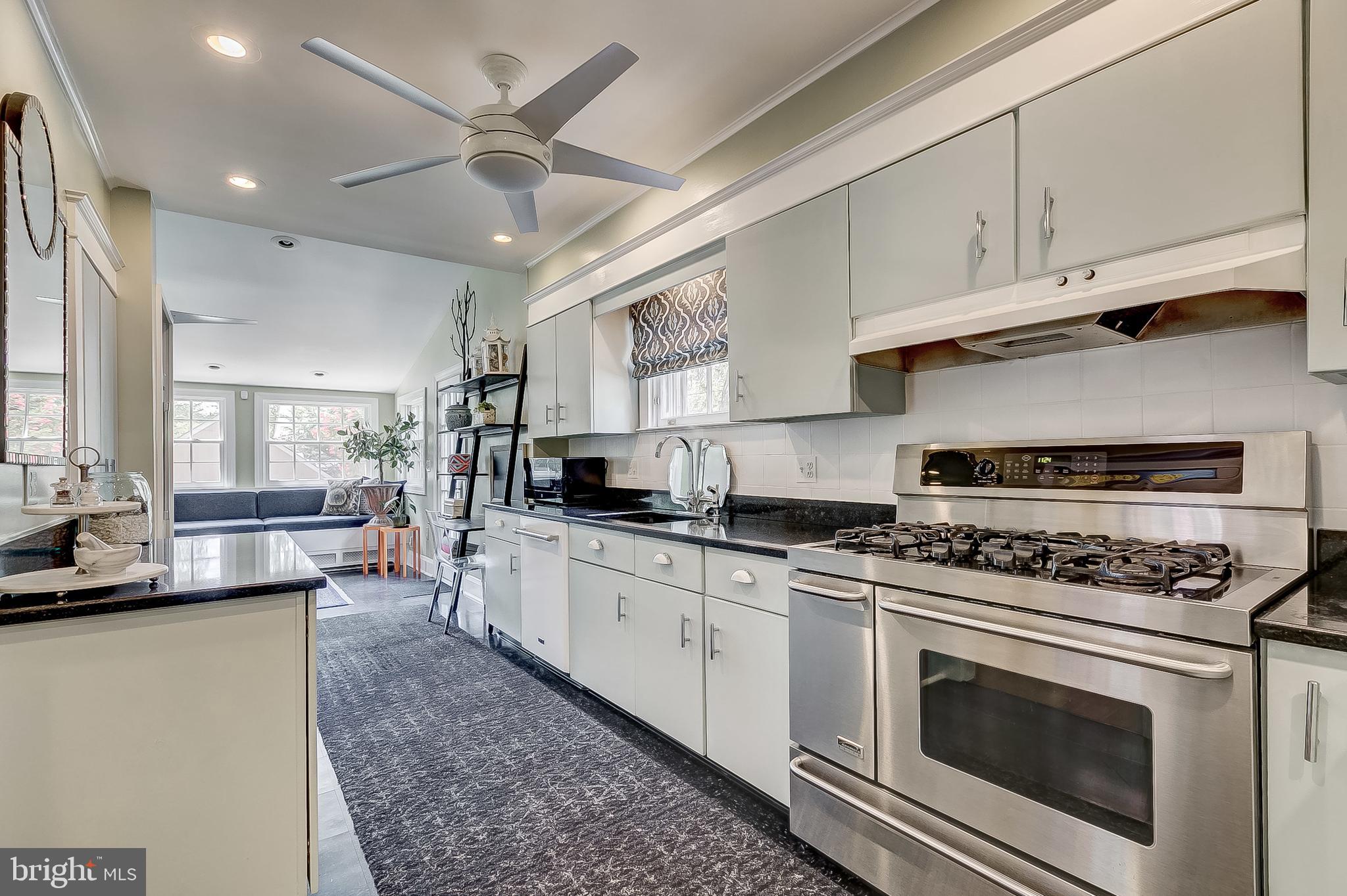 GREATER HOMELAND HISTORIC DISTRICT - Residential