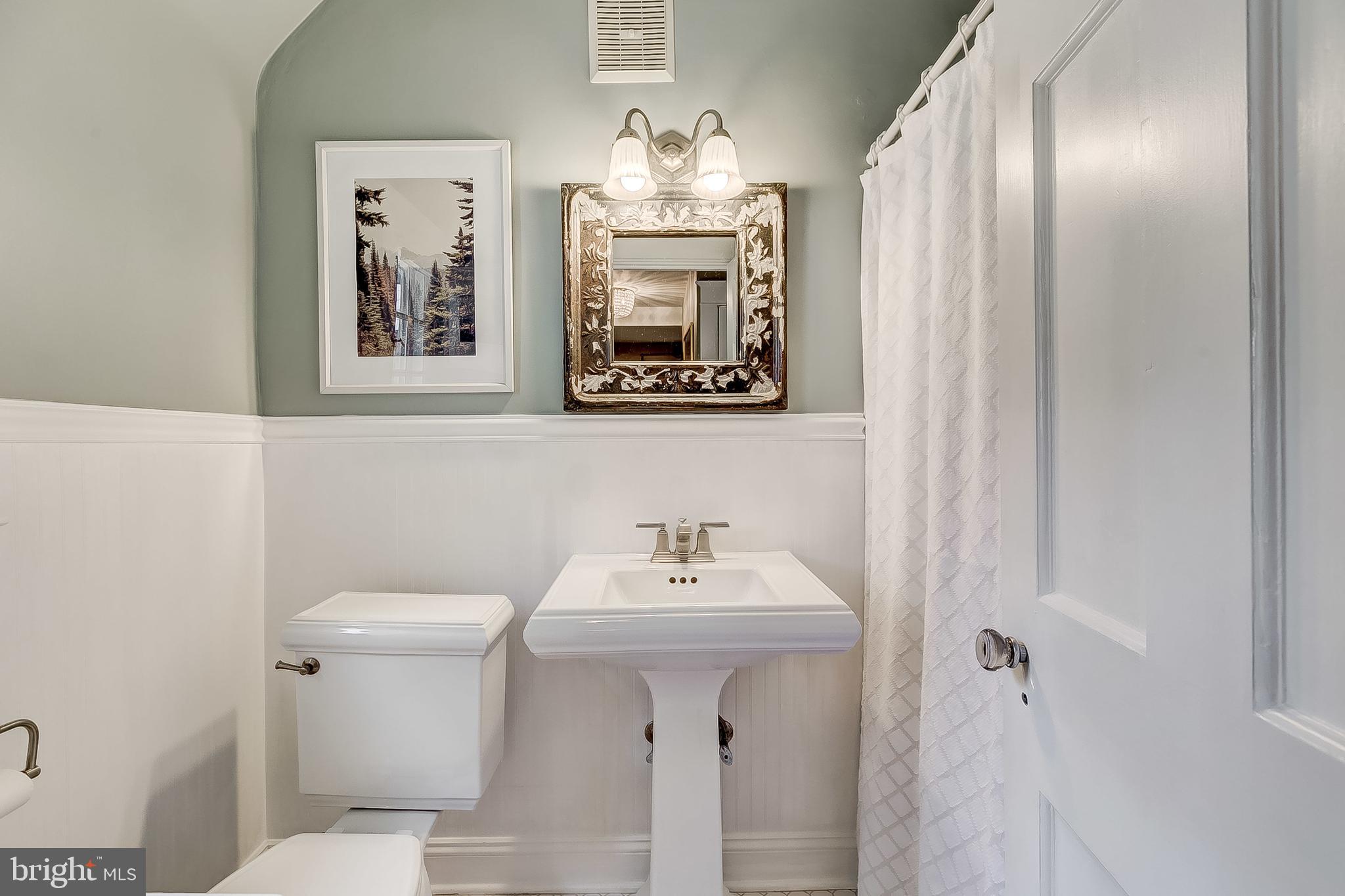 GREATER HOMELAND HISTORIC DISTRICT - Residential