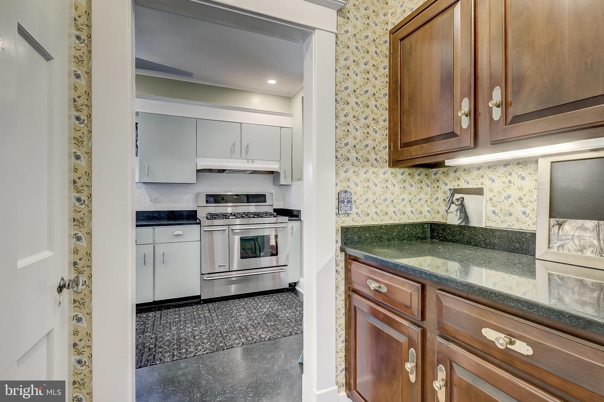 GREATER HOMELAND HISTORIC DISTRICT - Residential