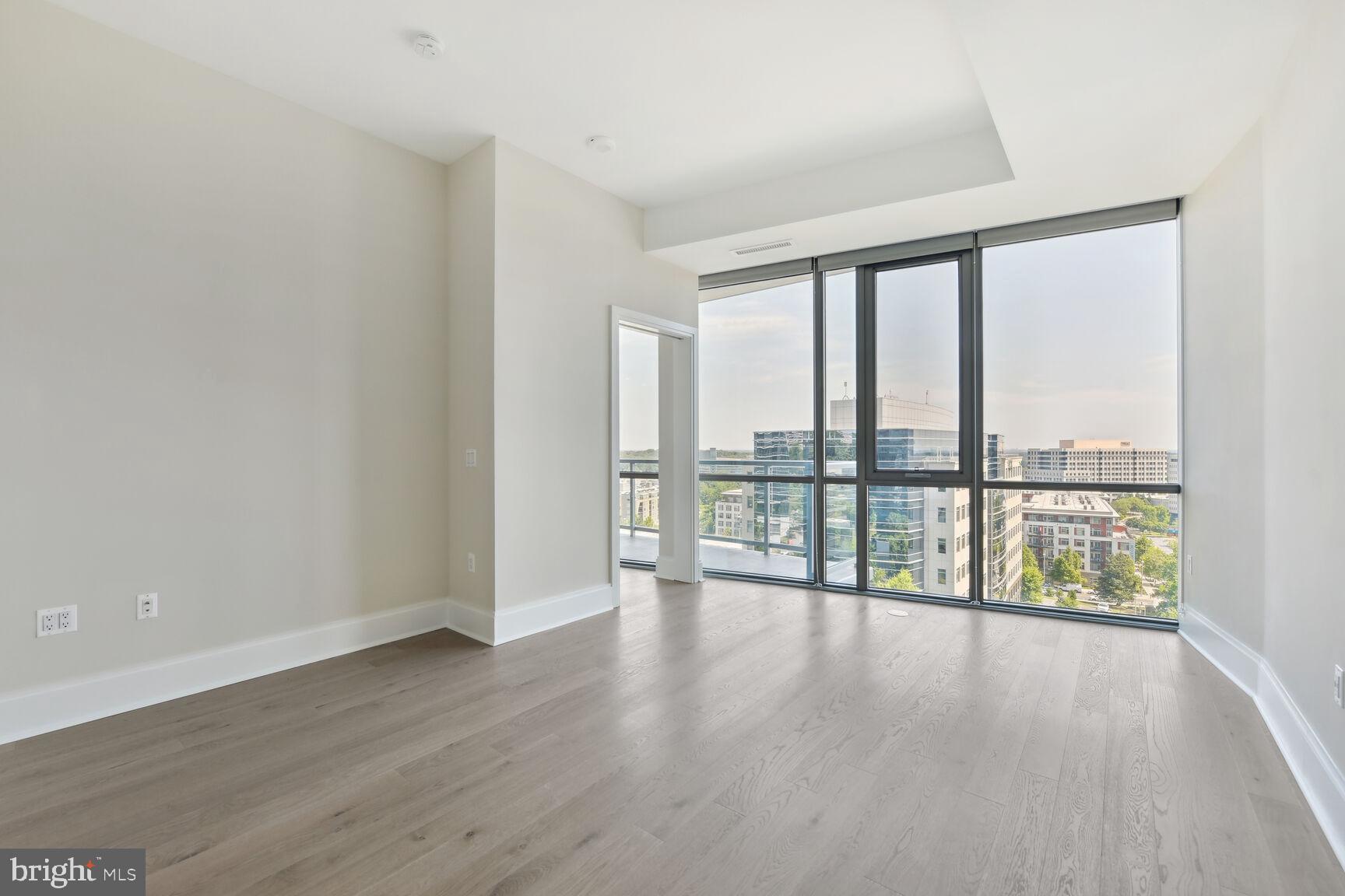 TYSONS CORNER - Residential Lease