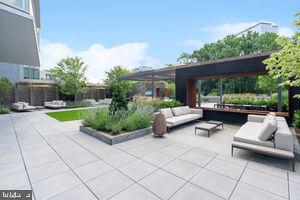 TYSONS CORNER - Residential Lease