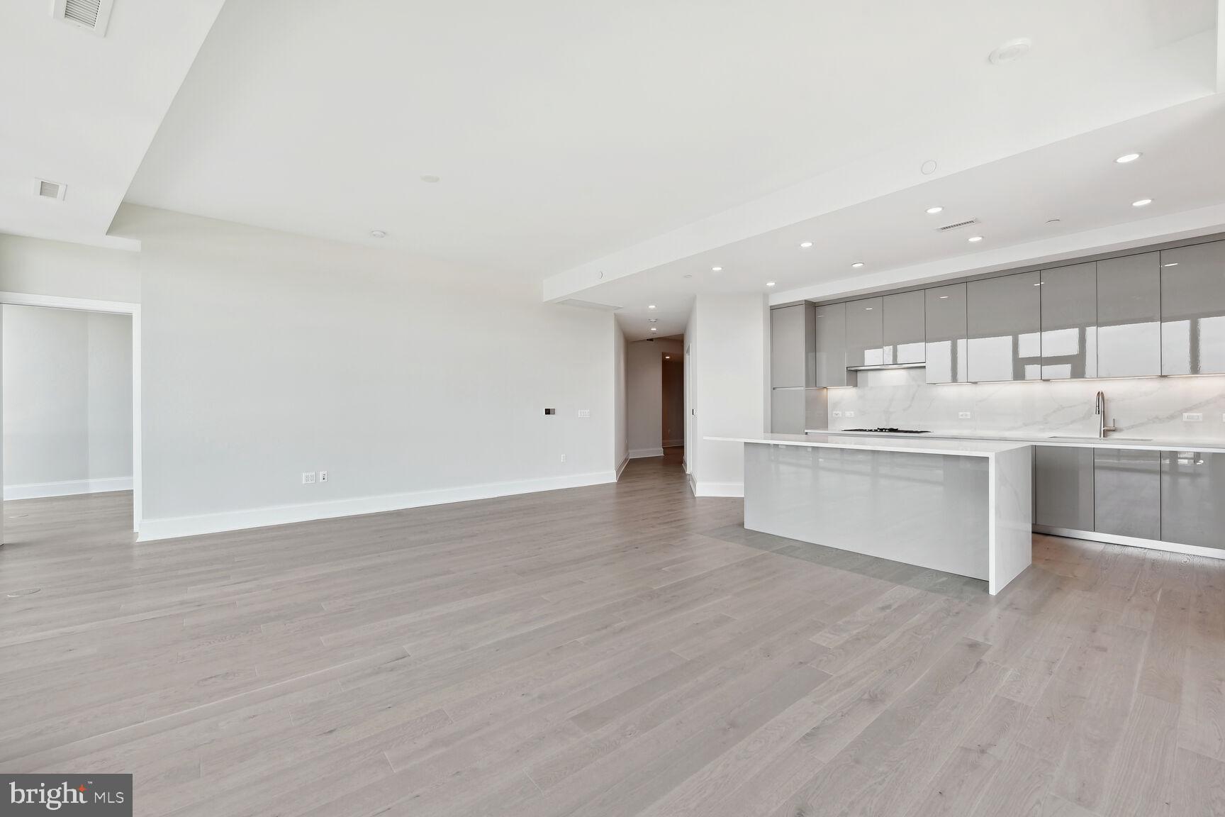 TYSONS CORNER - Residential Lease