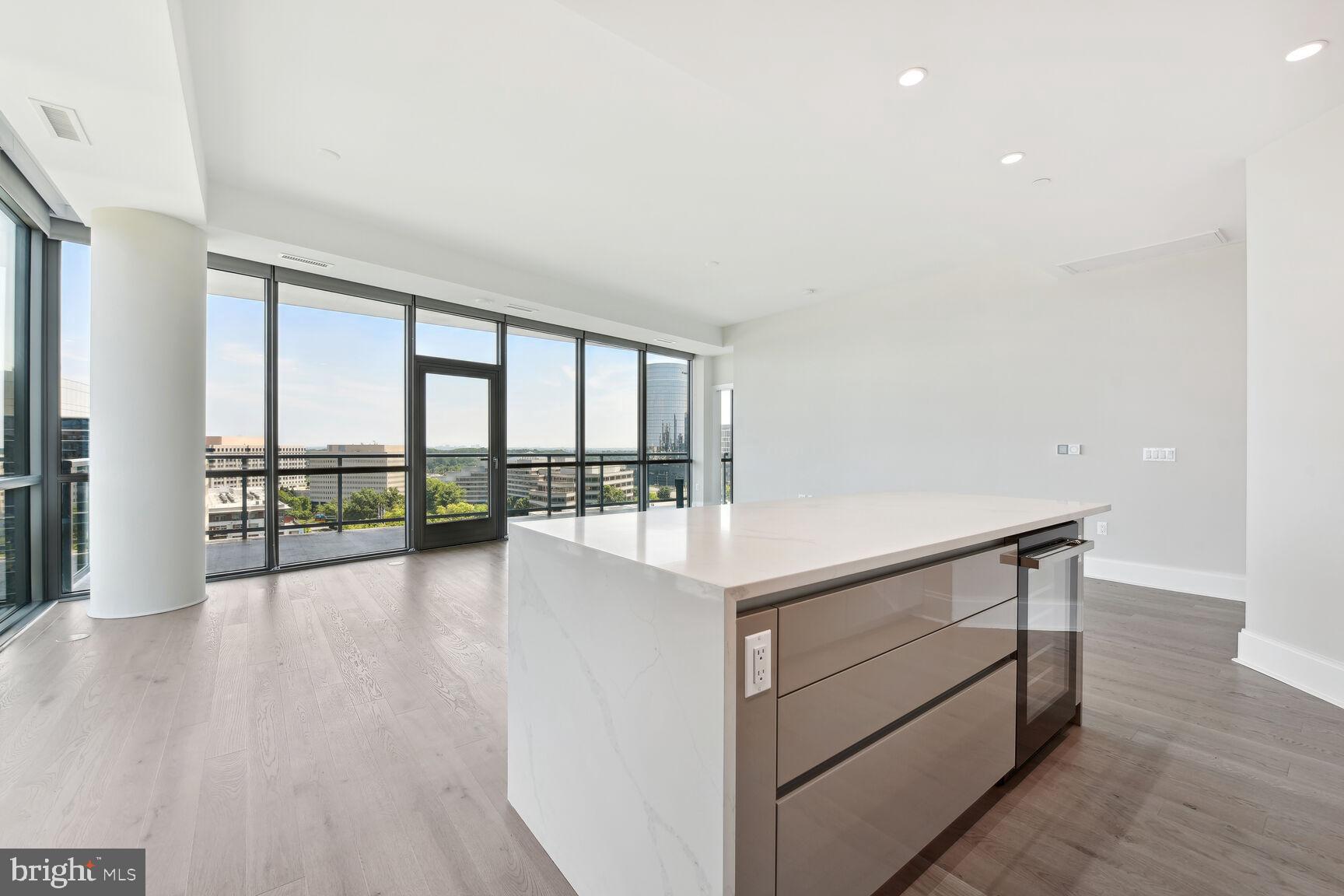 TYSONS CORNER - Residential Lease