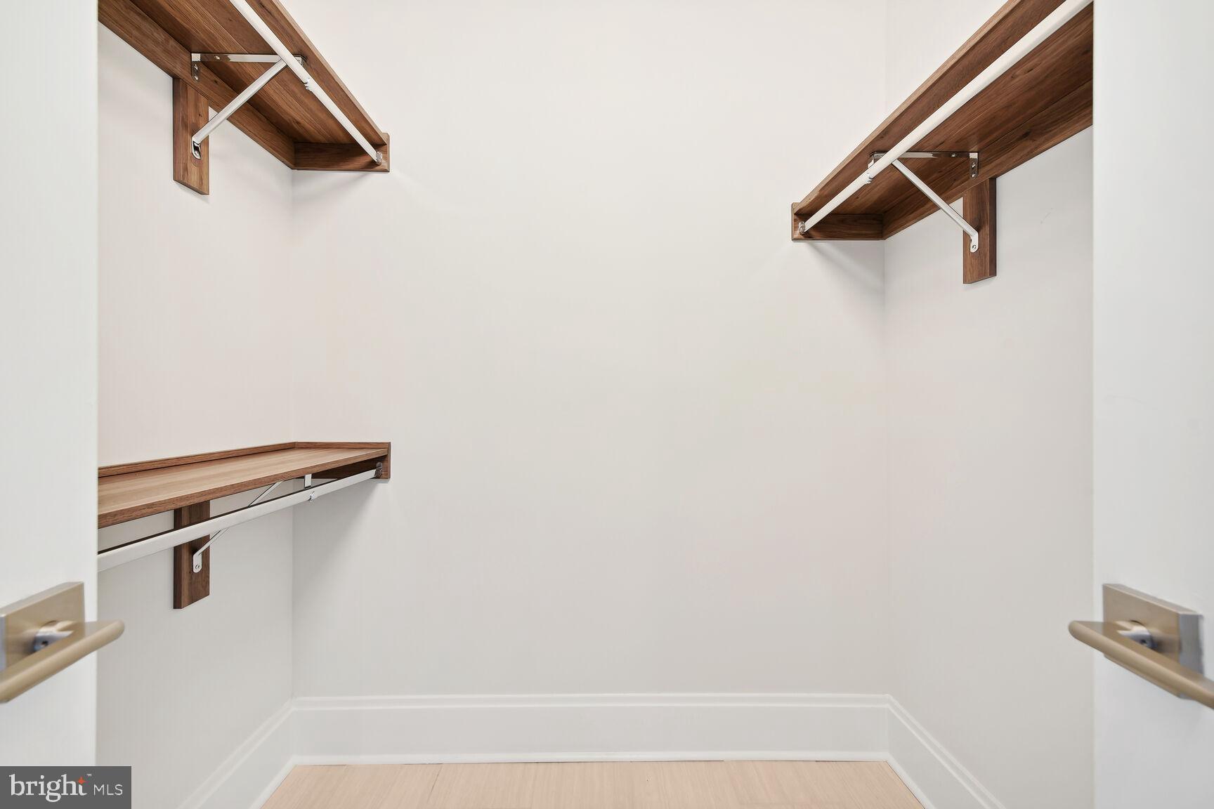 TYSONS CORNER - Residential Lease