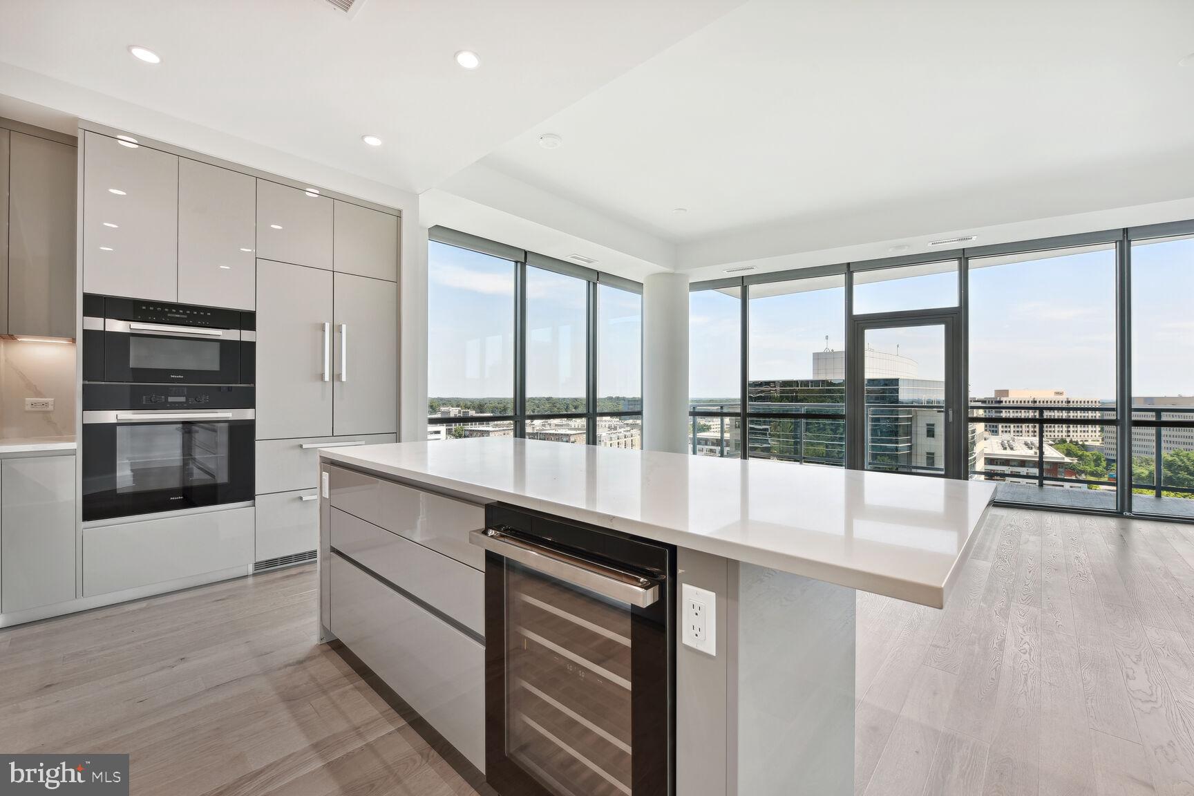 TYSONS CORNER - Residential Lease