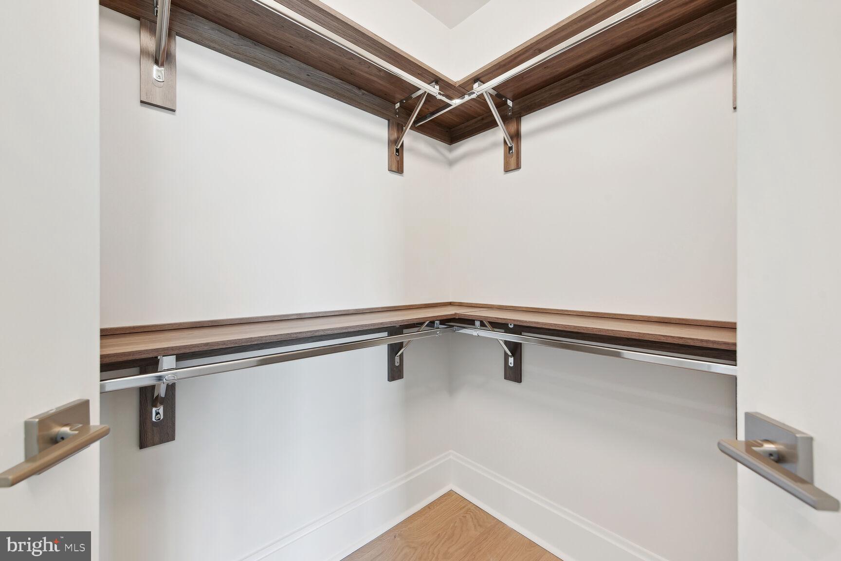 TYSONS CORNER - Residential Lease