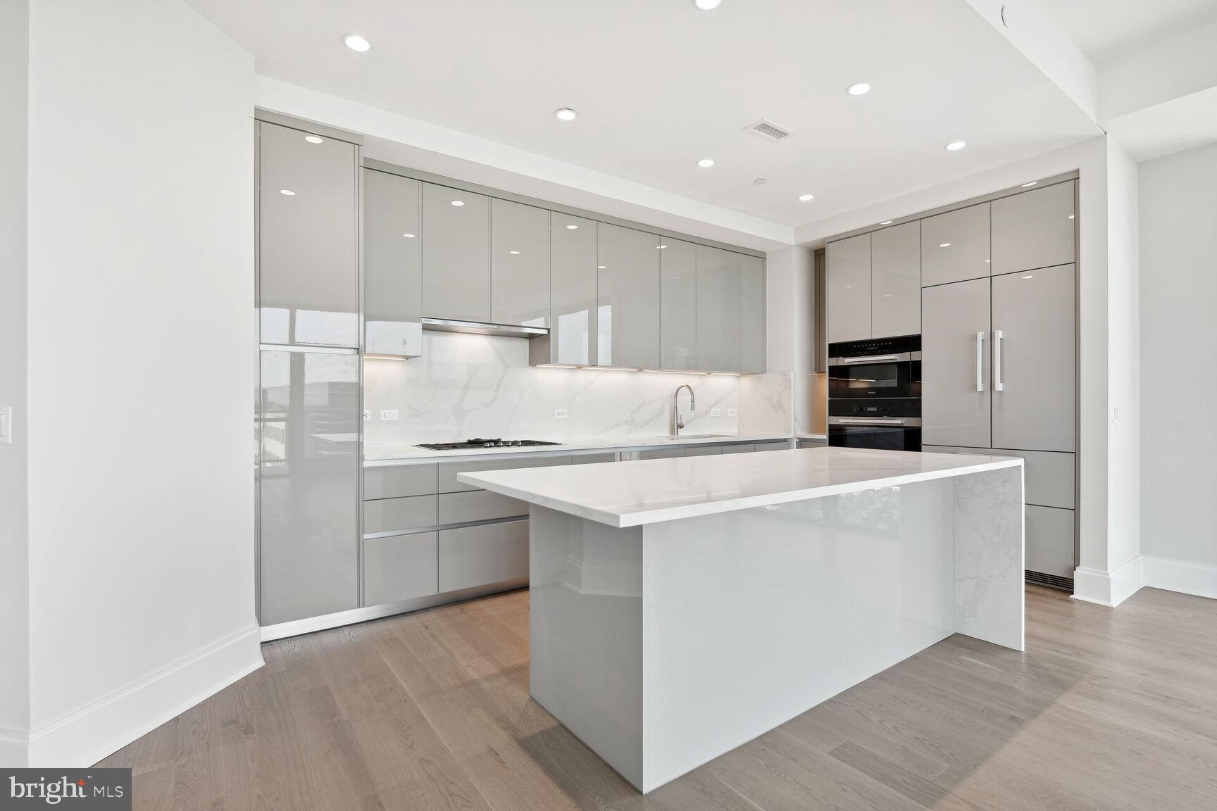 TYSONS CORNER - Residential Lease