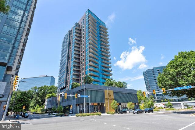 TYSONS CORNER - Residential Lease