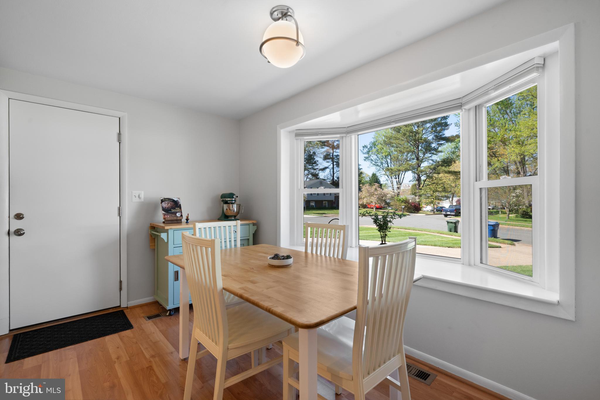 7807 FIELDCREST COURT
