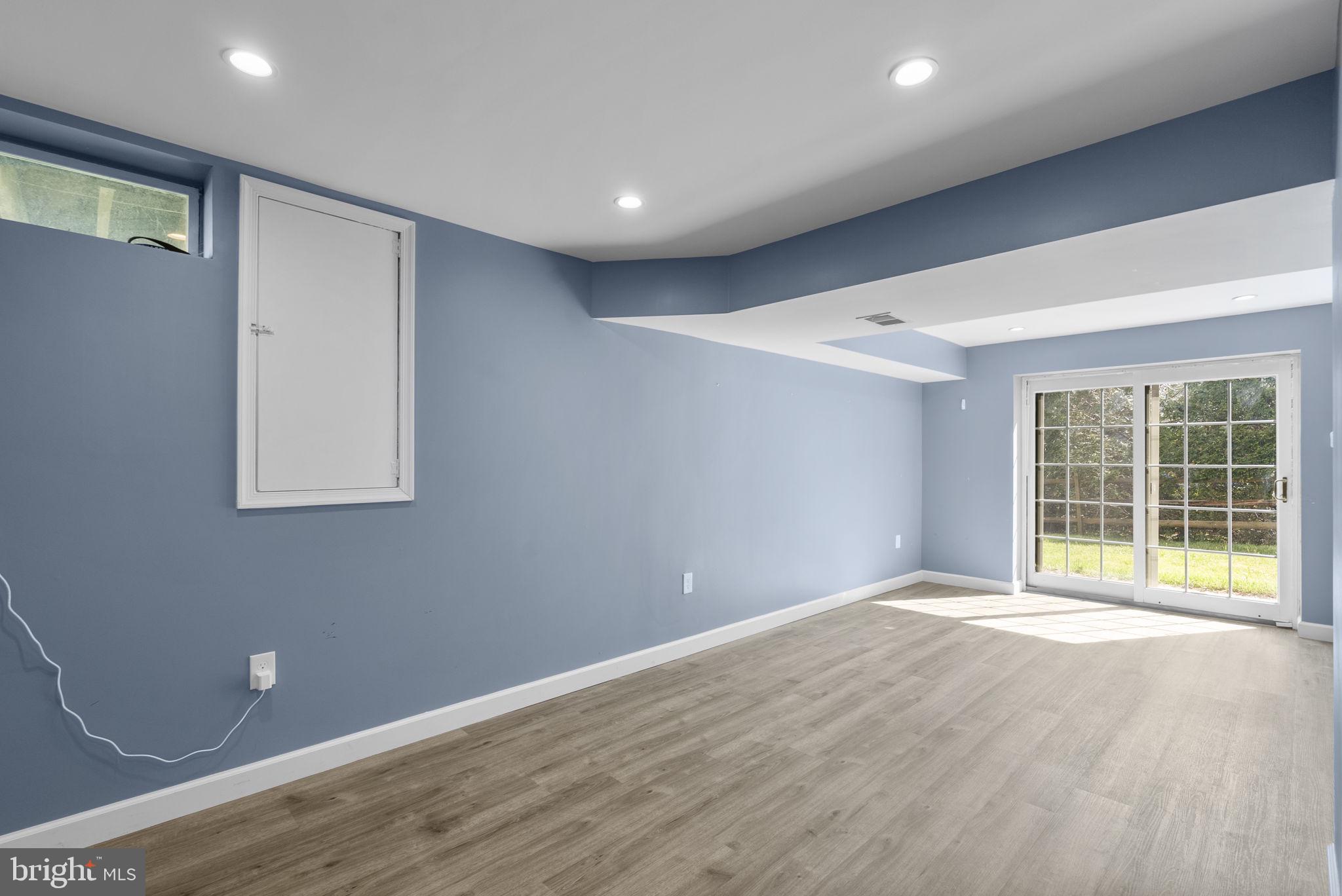 HICKORY RIDGE - Residential