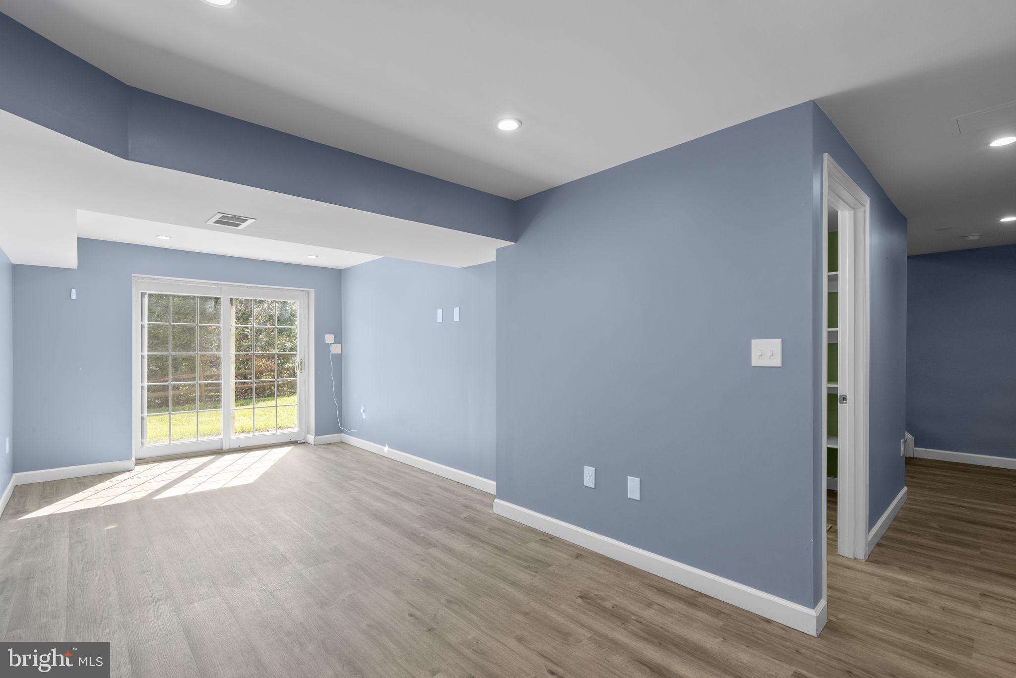 HICKORY RIDGE - Residential
