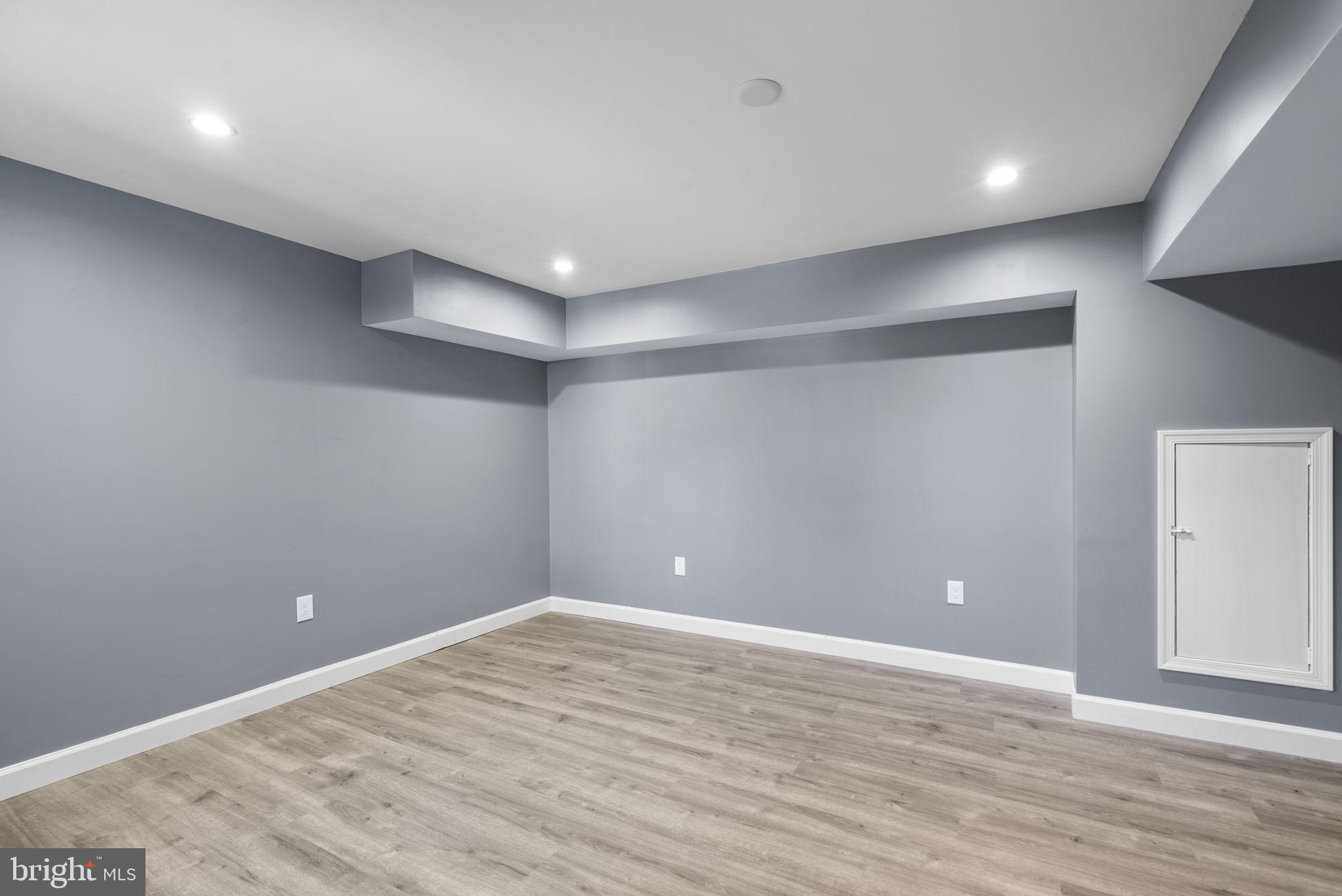 HICKORY RIDGE - Residential