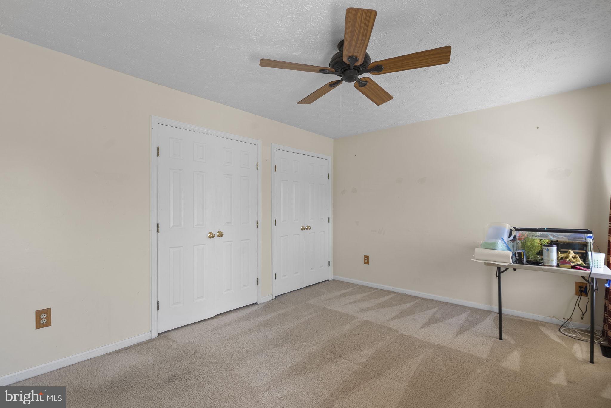 HICKORY RIDGE - Residential