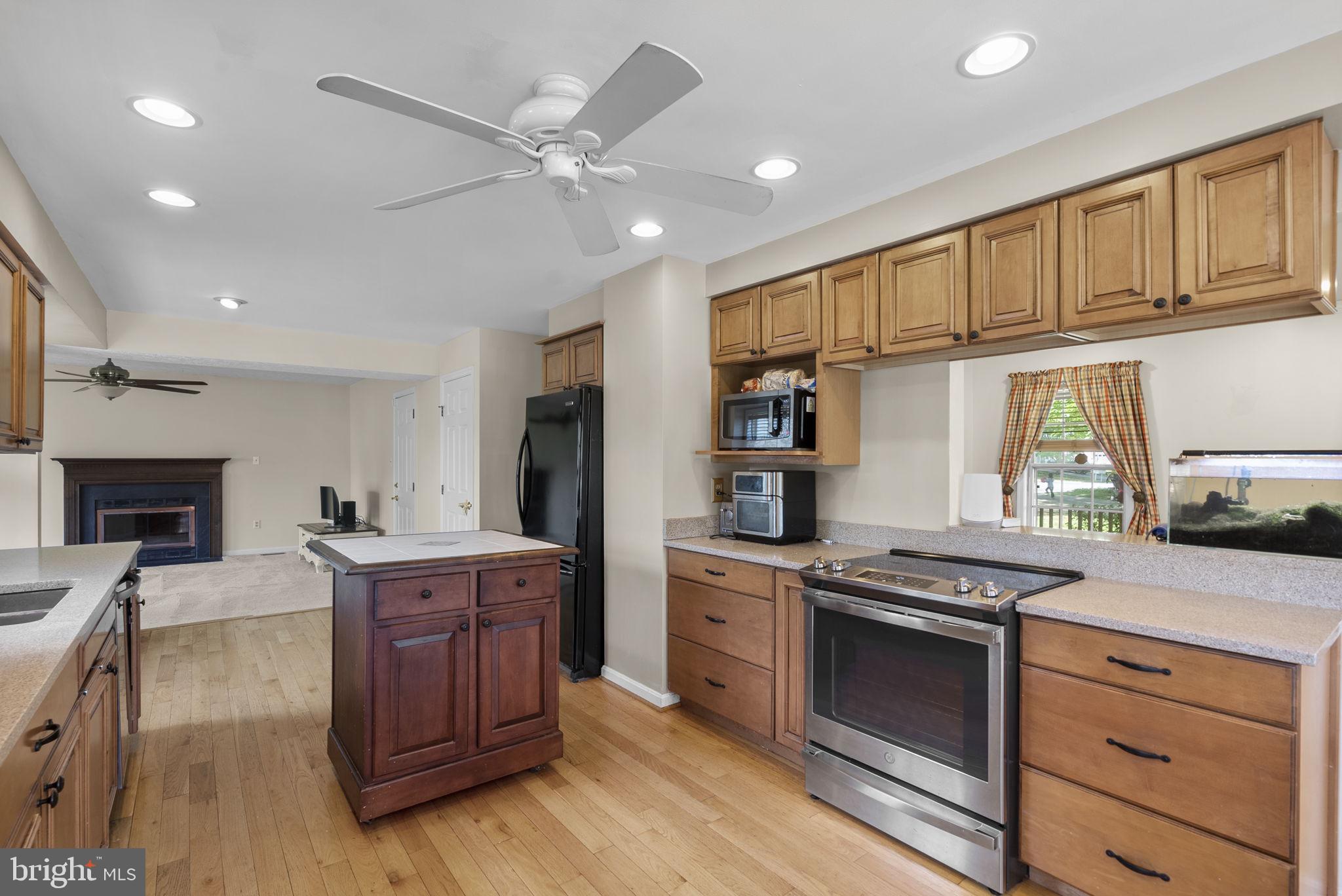 HICKORY RIDGE - Residential