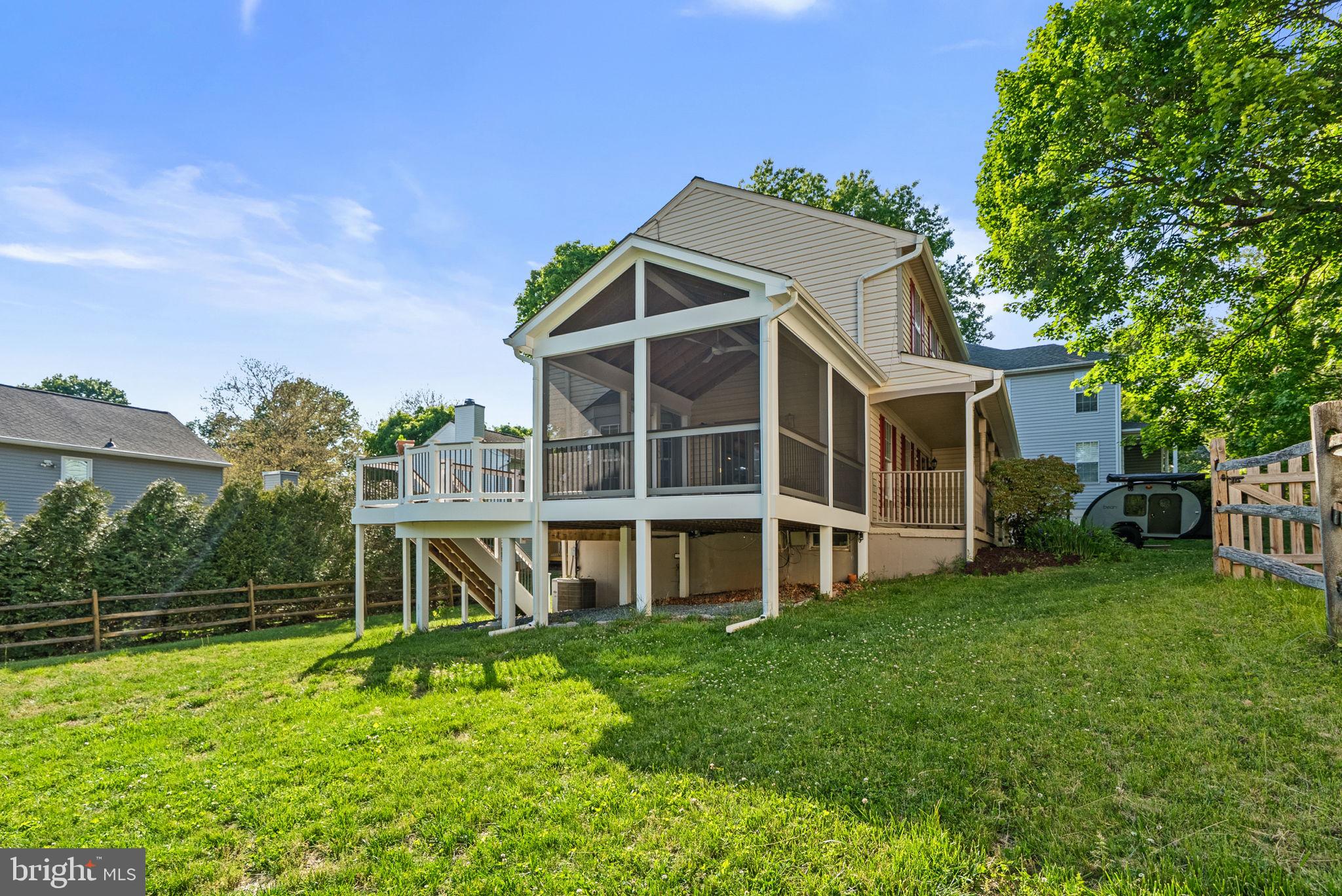 HICKORY RIDGE - Residential