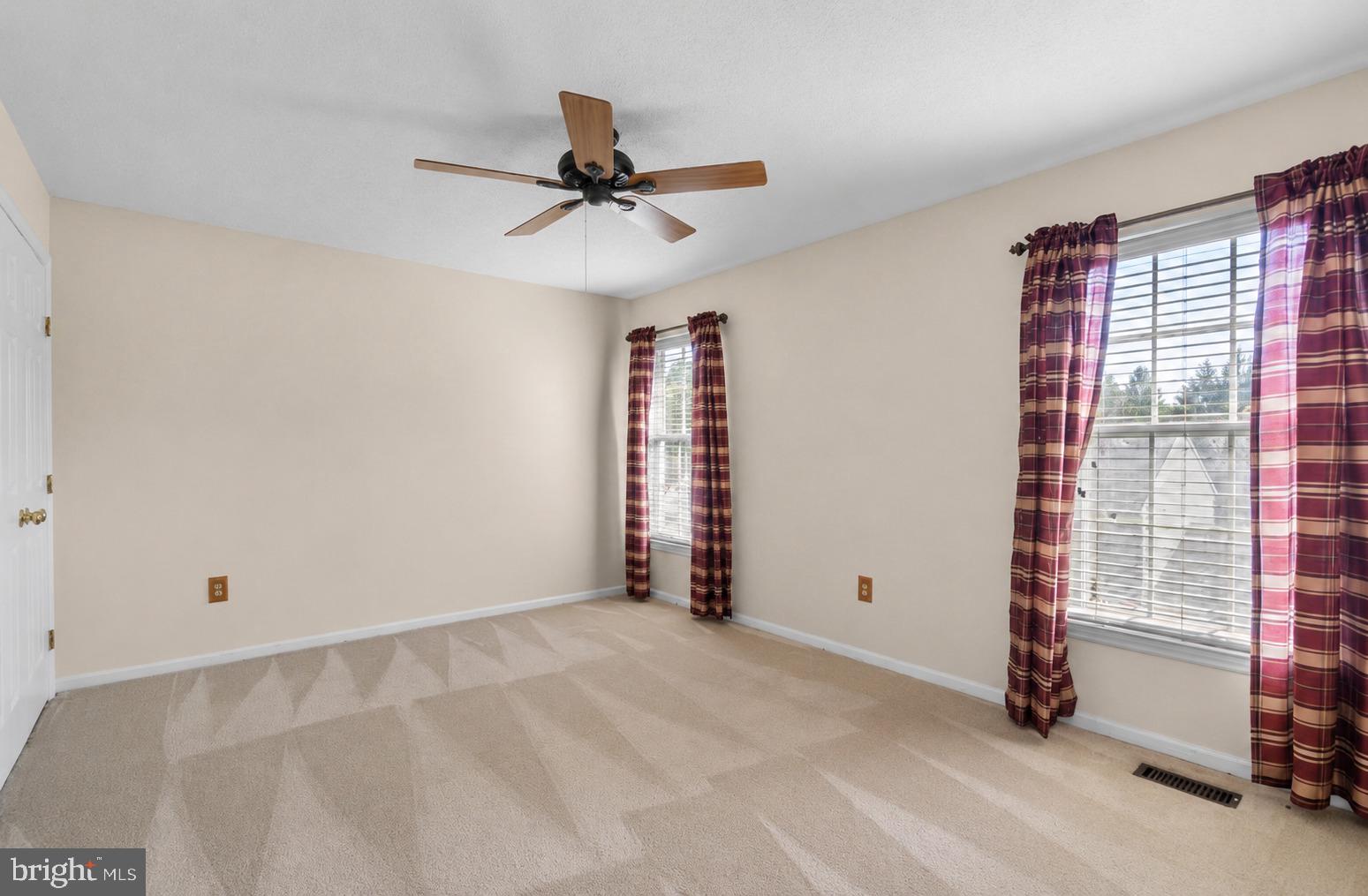 HICKORY RIDGE - Residential