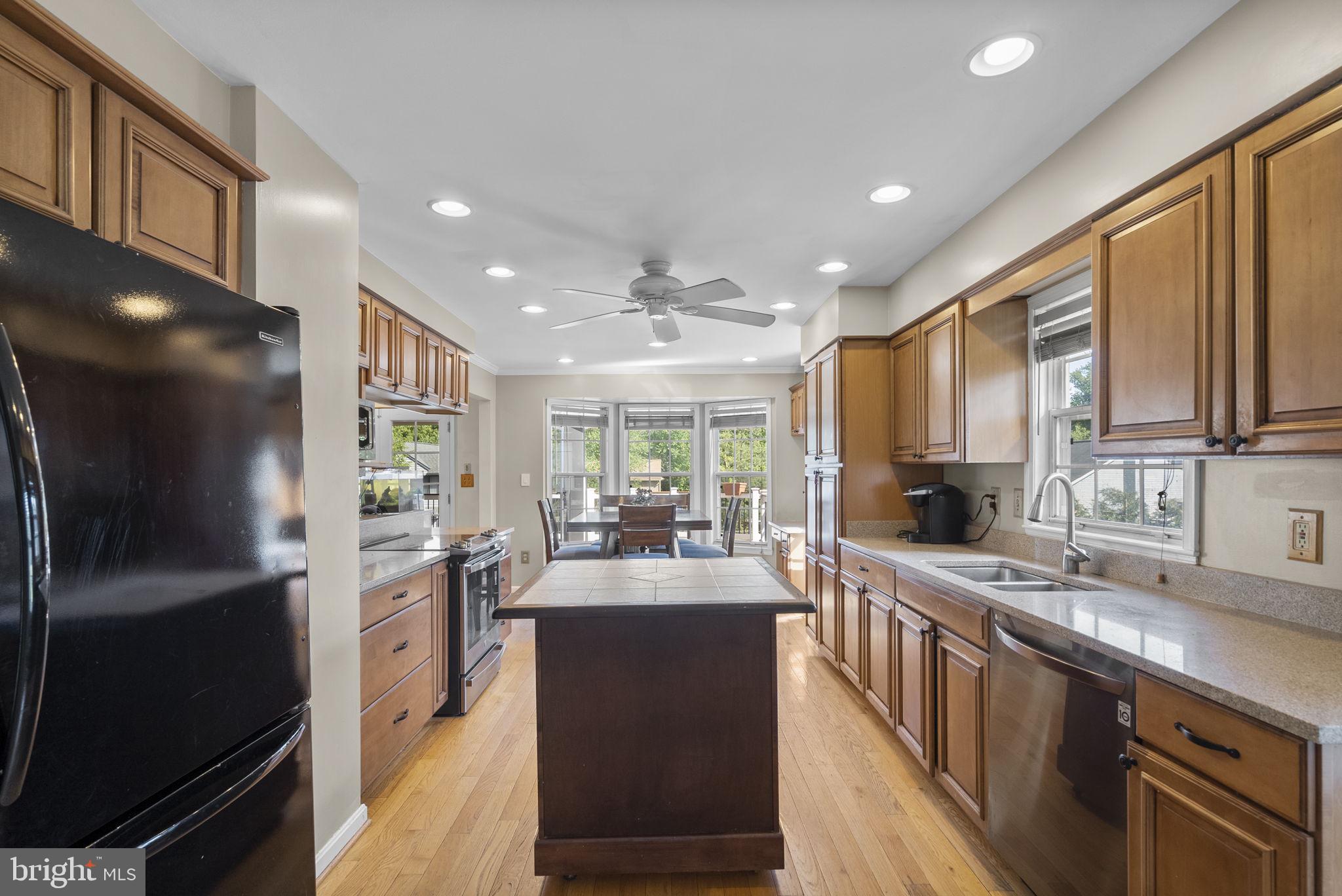 HICKORY RIDGE - Residential