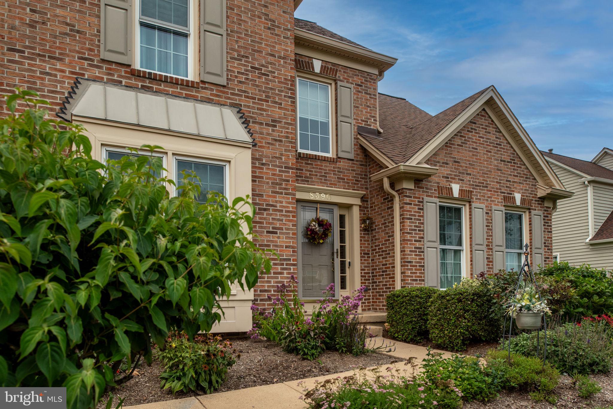 CROSSPOINTE - Residential