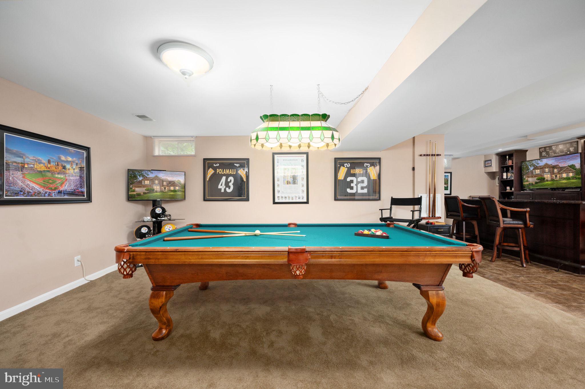 CROSSPOINTE - Residential