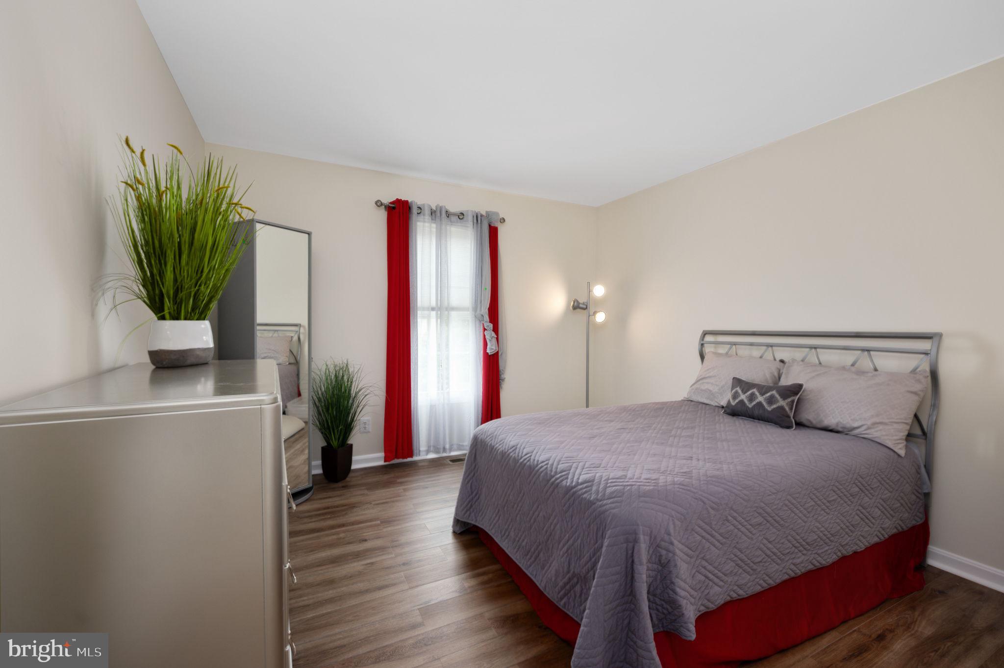 CROSSPOINTE - Residential