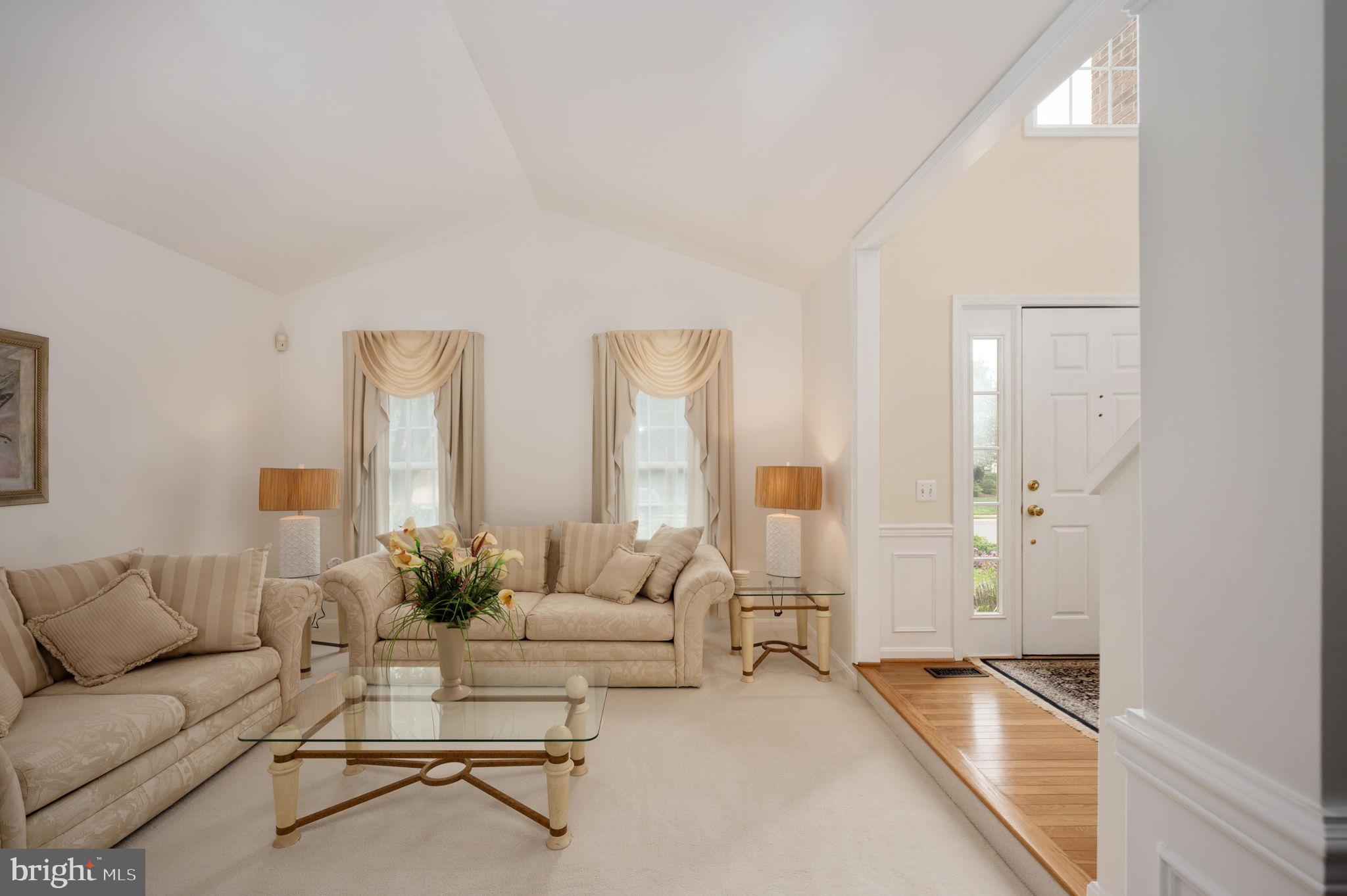 CROSSPOINTE - Residential