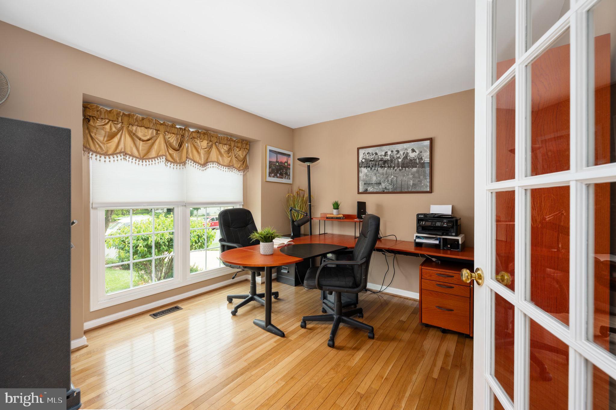 CROSSPOINTE - Residential