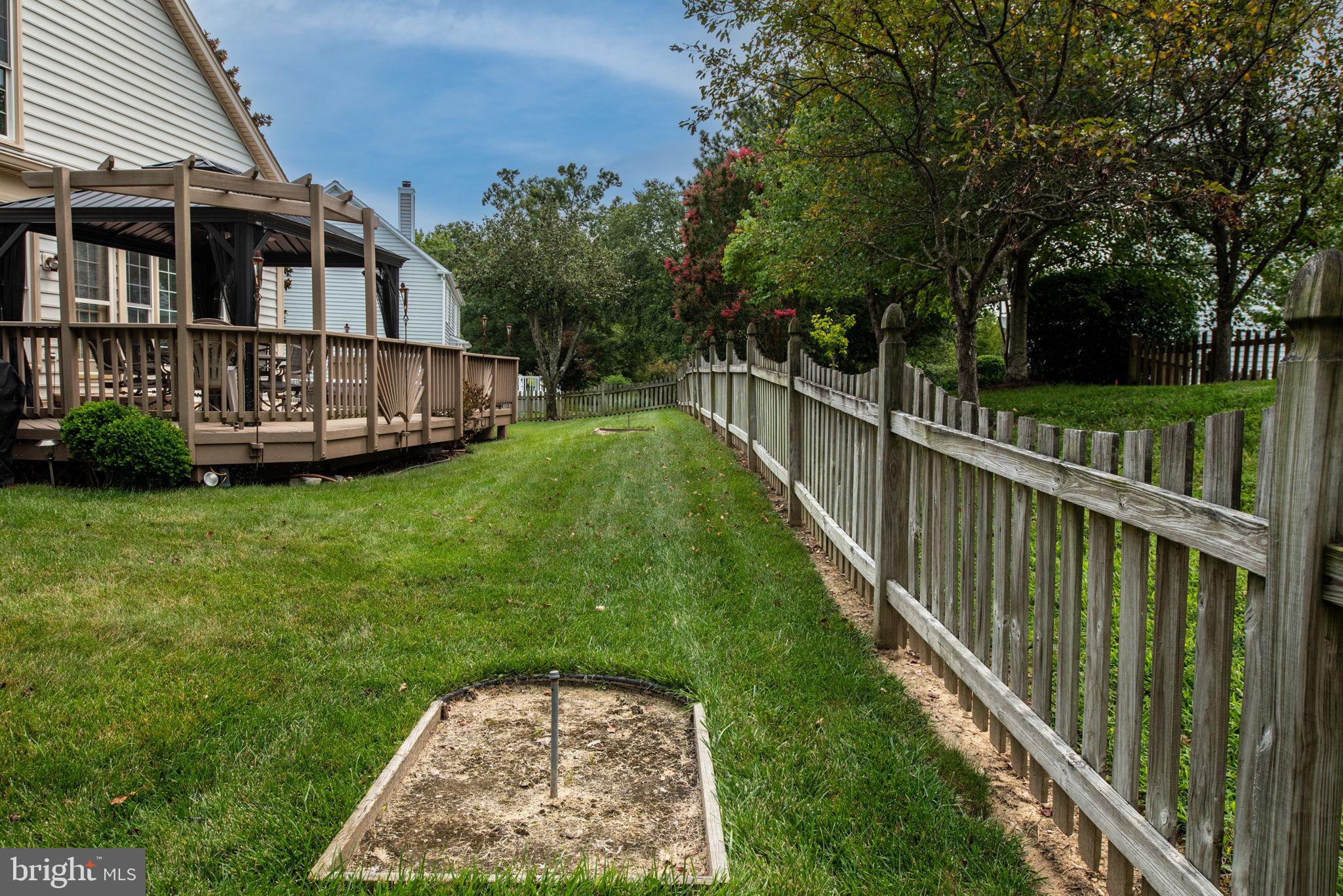 CROSSPOINTE - Residential