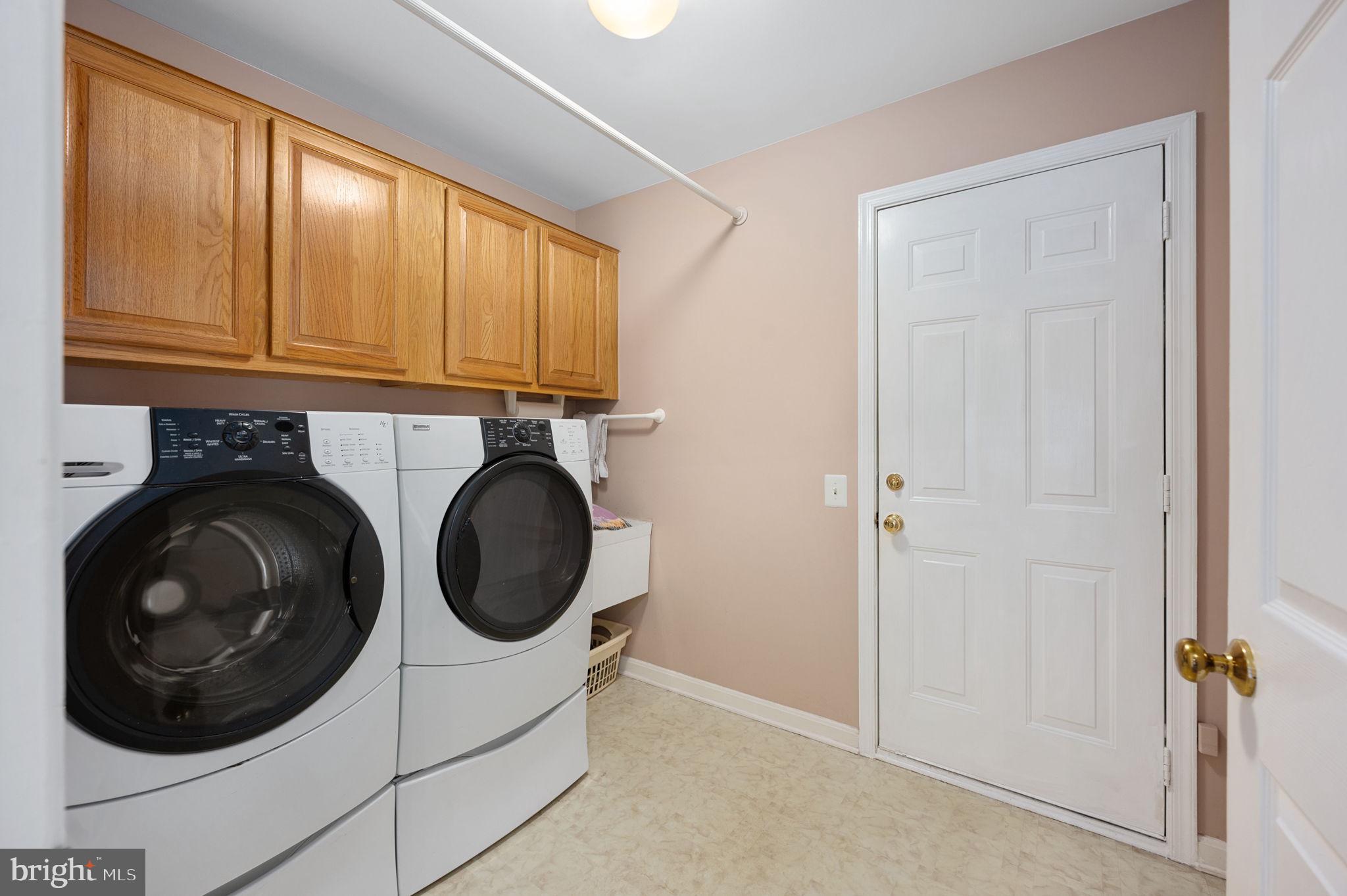 CROSSPOINTE - Residential