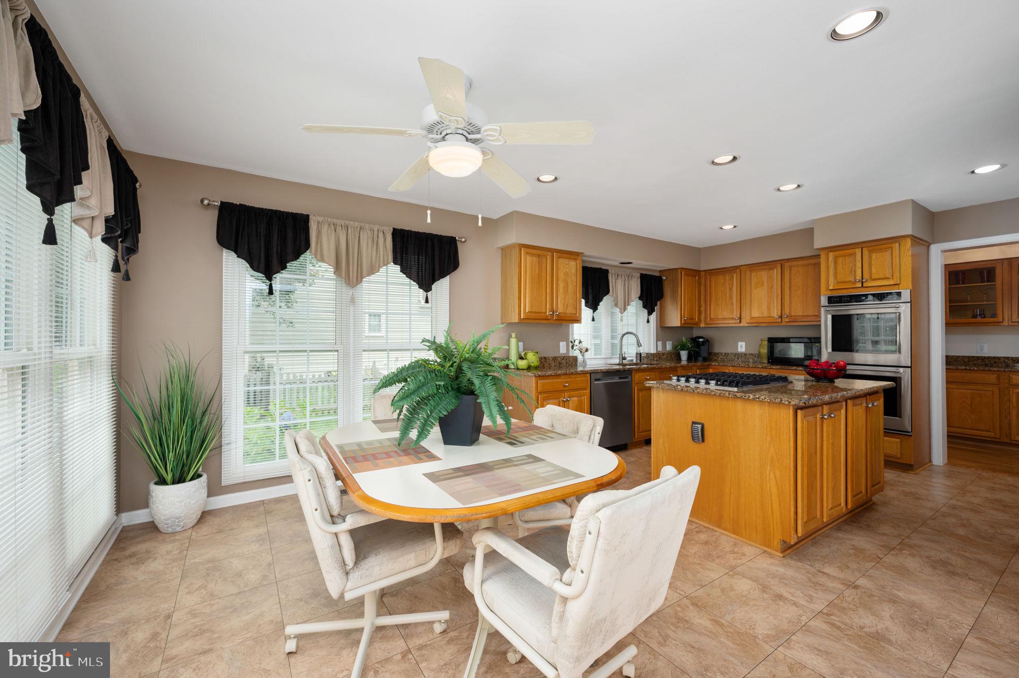 CROSSPOINTE - Residential