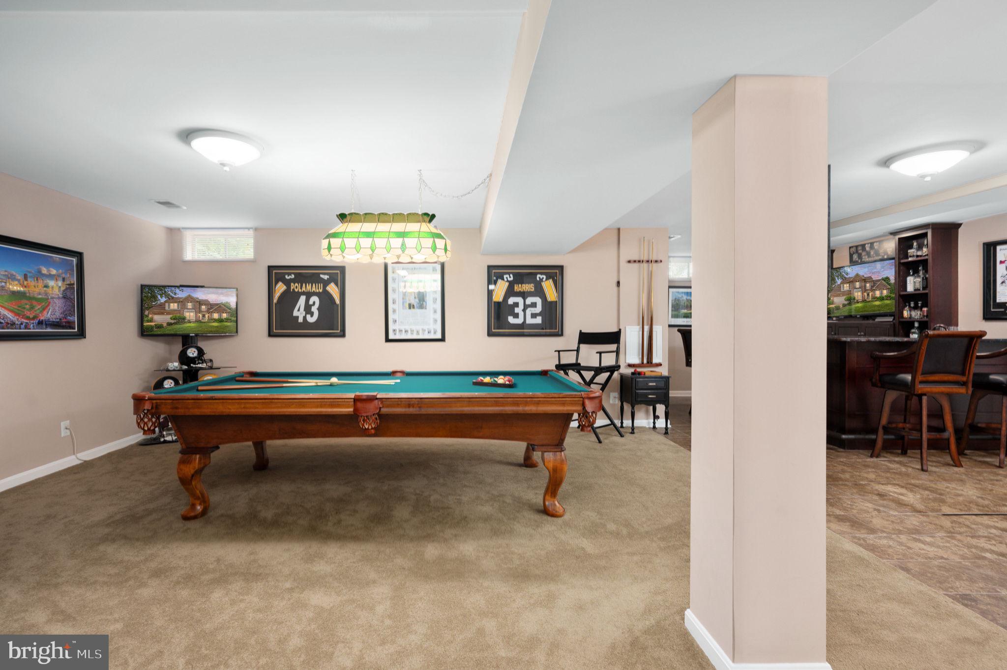 CROSSPOINTE - Residential