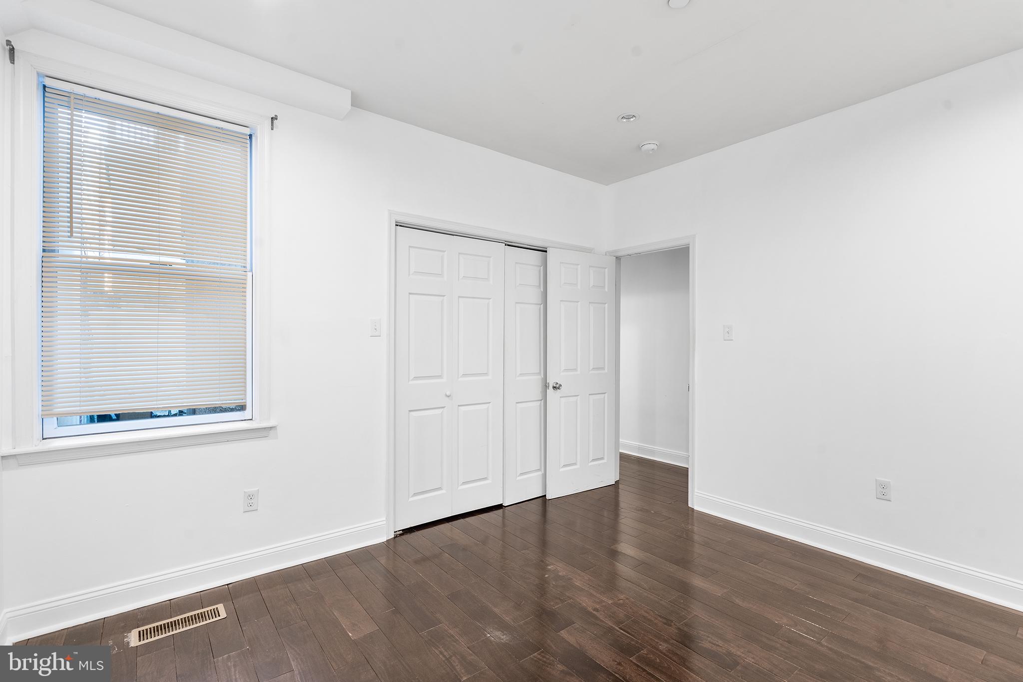 WASHINGTON SQ WEST - Residential