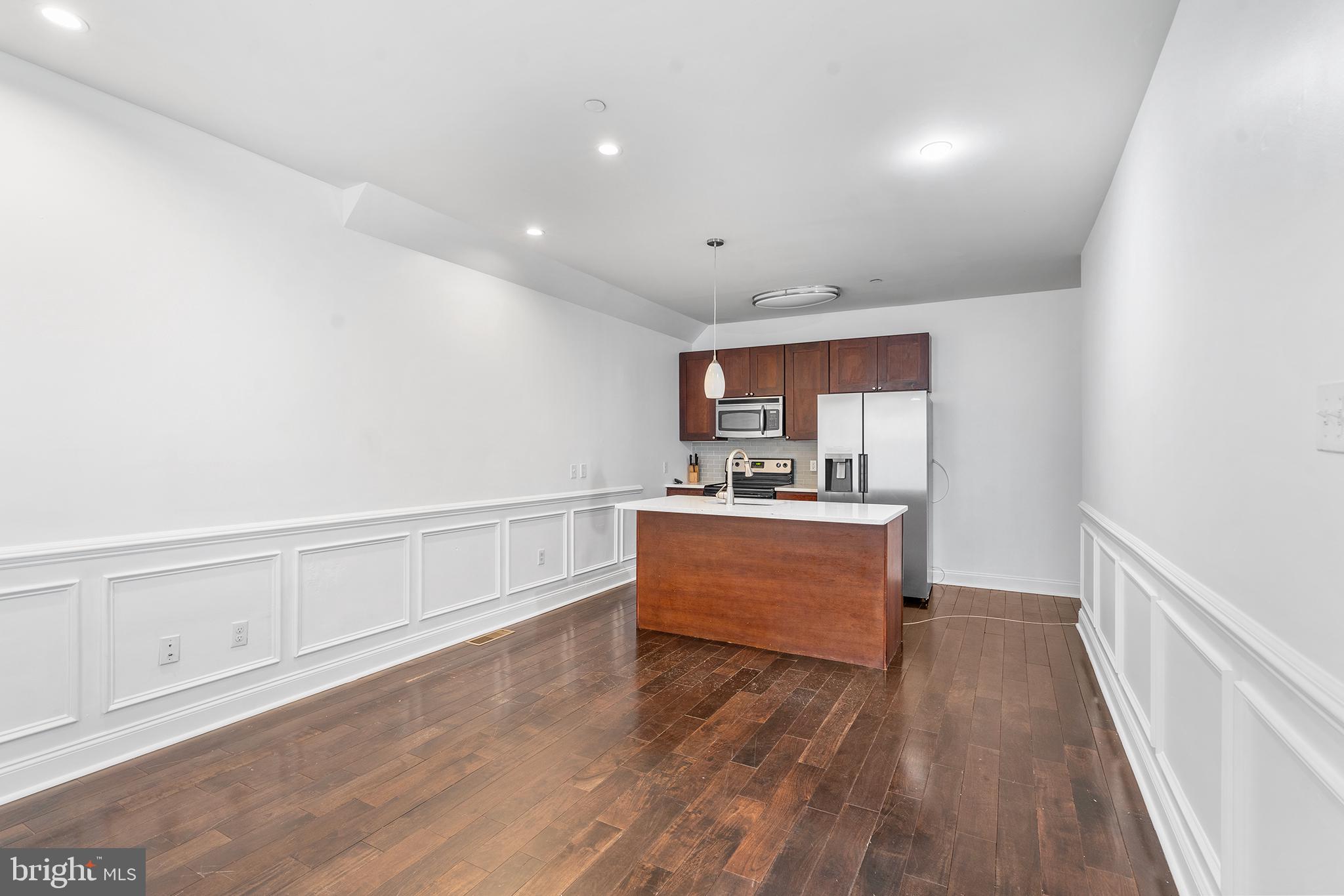 WASHINGTON SQ WEST - Residential