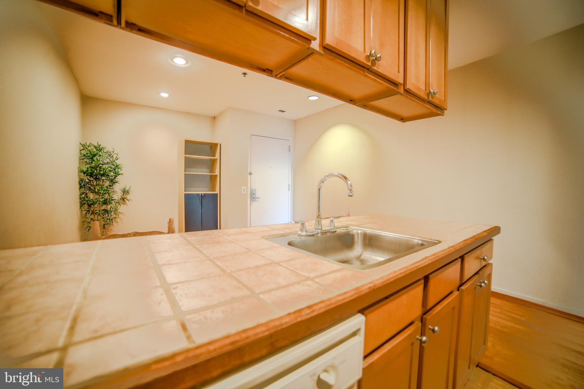 CHINATOWN - Residential