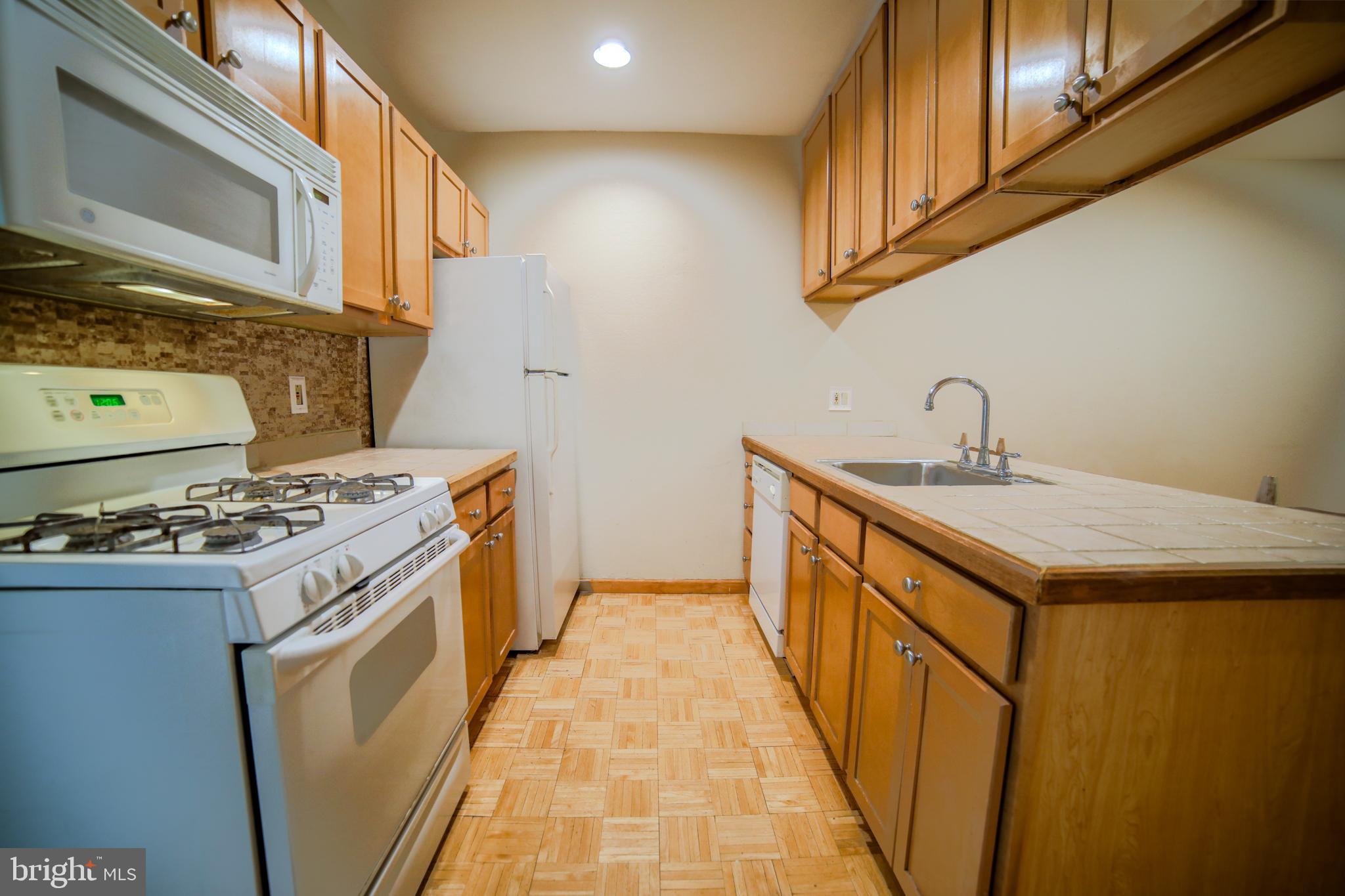 CHINATOWN - Residential