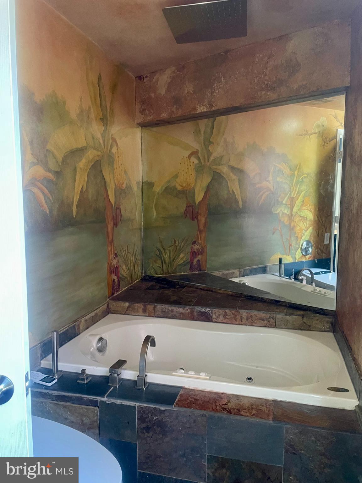 KINGSTOWNE - Residential Lease