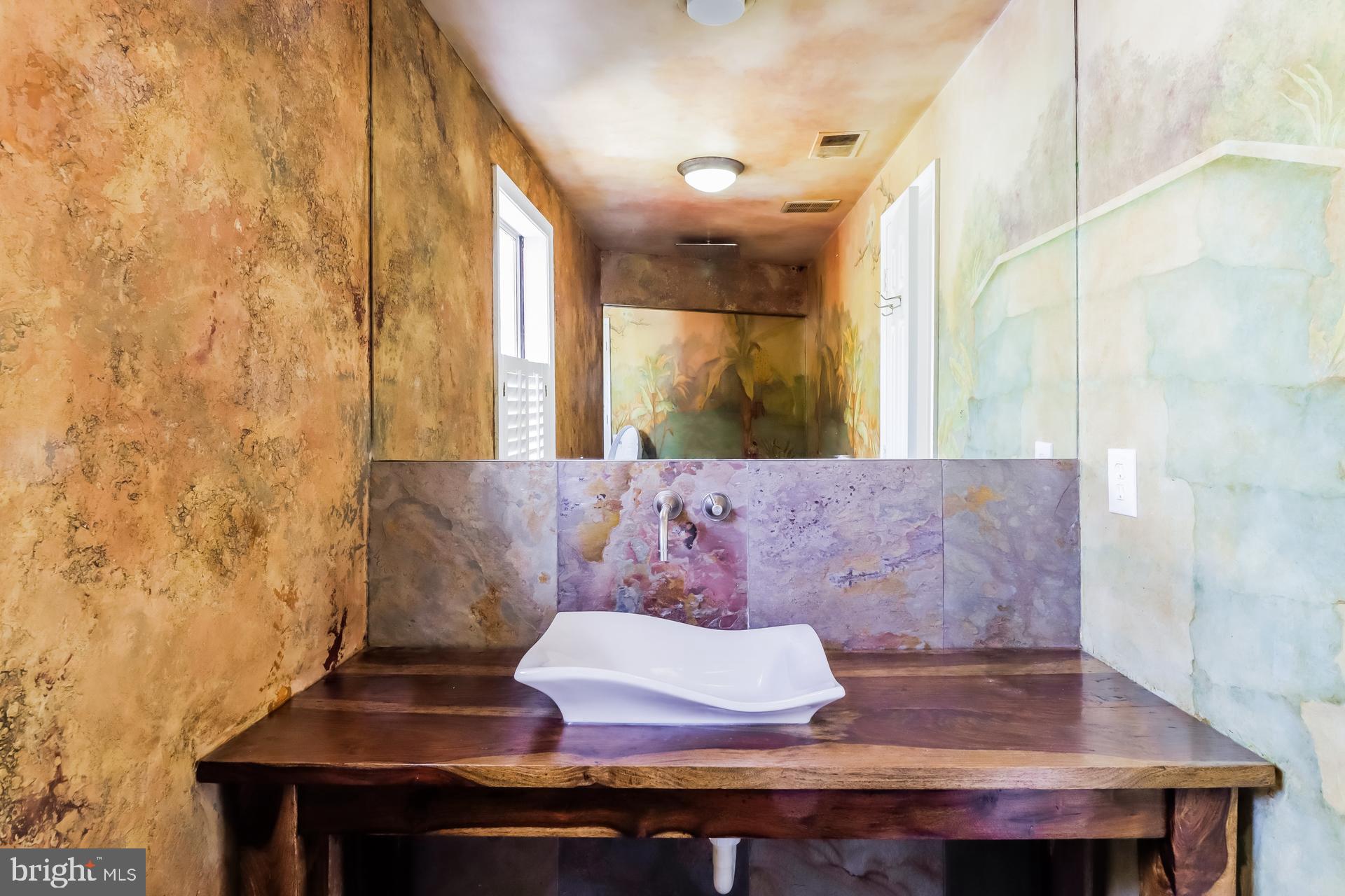 KINGSTOWNE - Residential Lease