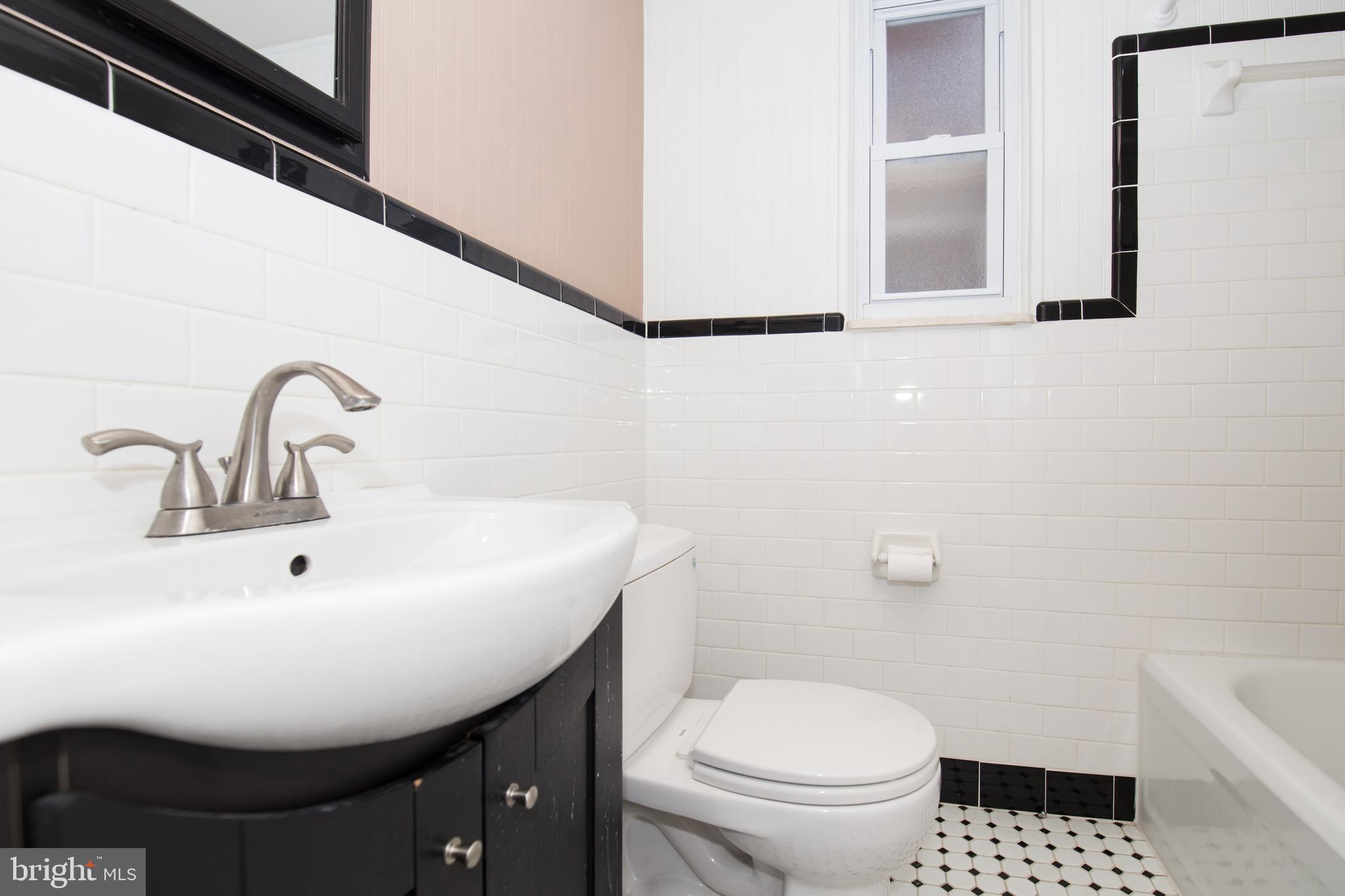 RITTENHOUSE SQUARE - Residential Lease