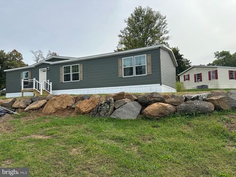 21 GOLFVIEW DRIVE QUAKERTOWN PA 18951