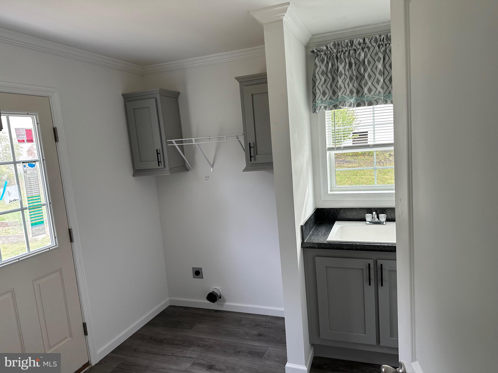 MELODYLAKESCNTRYCLUB - Residential