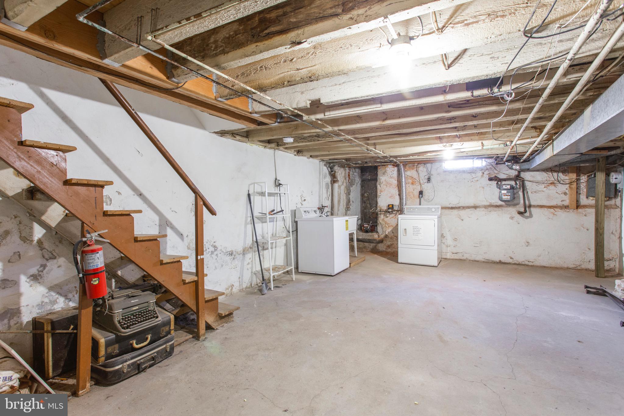 FITLER SQUARE - Residential Lease