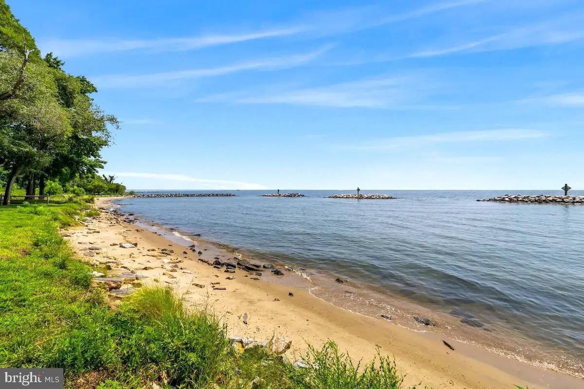 BEVERLEY BEACH - Residential