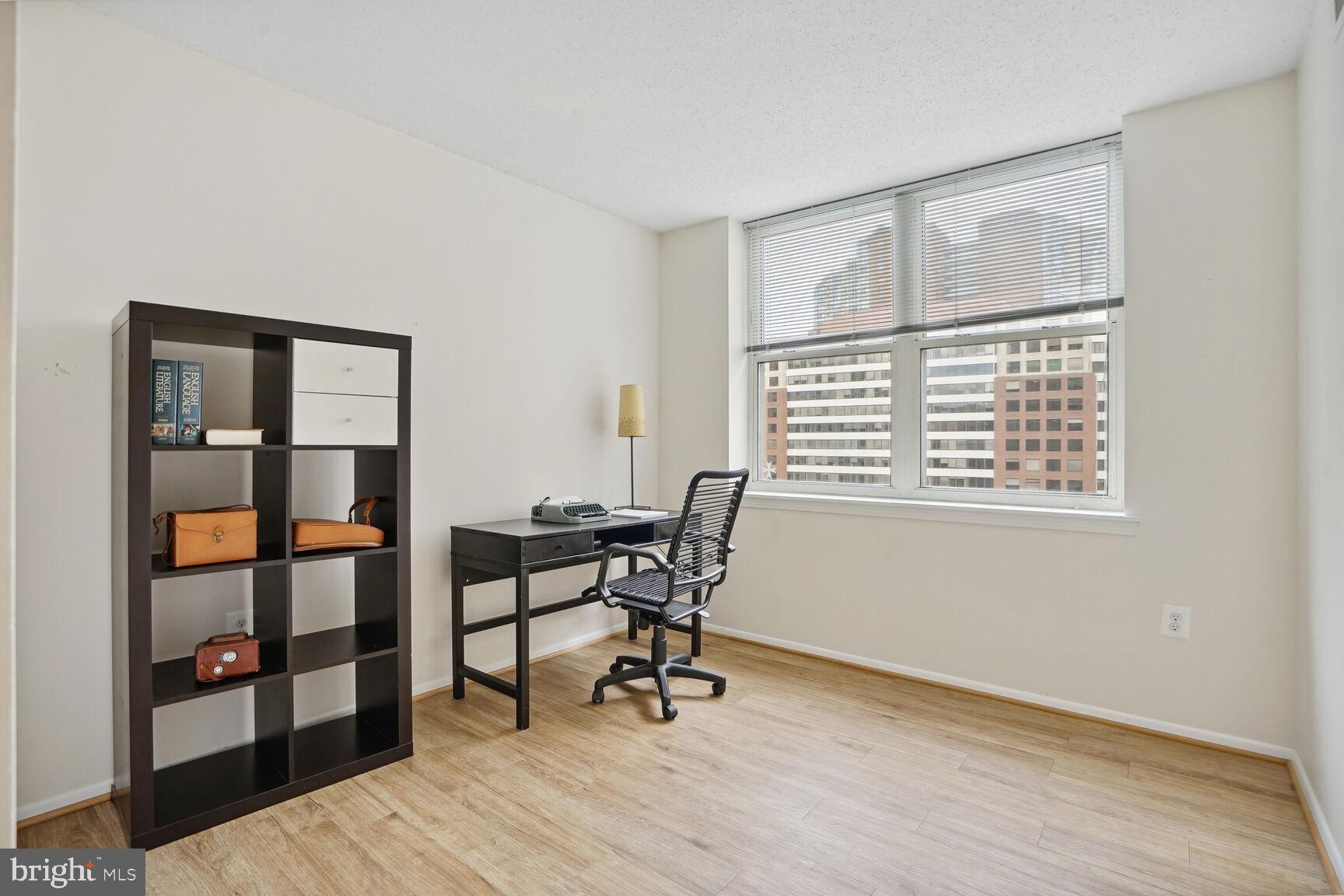 THE JEFFERSON - SUNRISE SENIOR LIVING - Residential