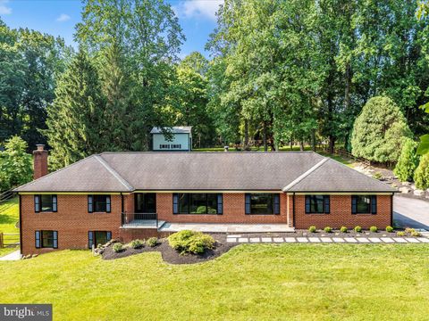 1325 PATUXENT DRIVE ASHTON MD 20861