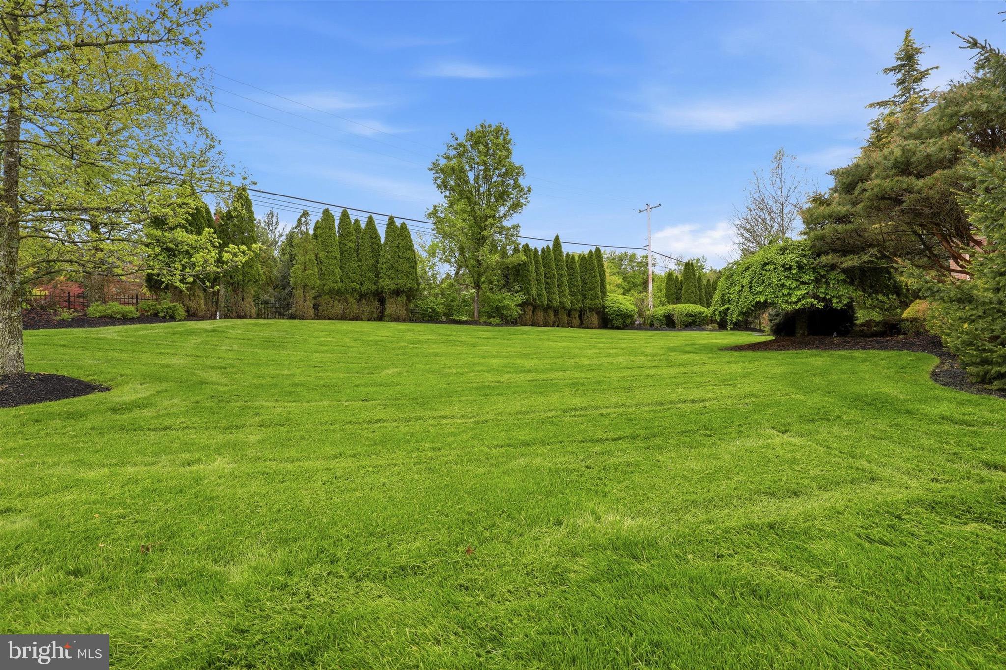 FAIRWAYS - Residential
