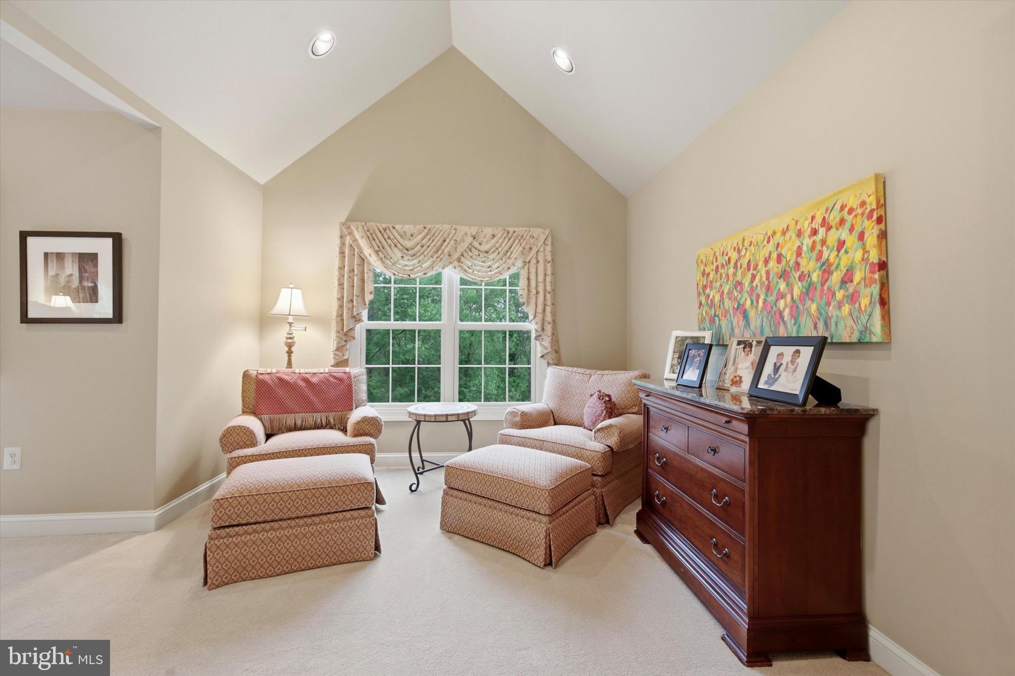FAIRWAYS - Residential