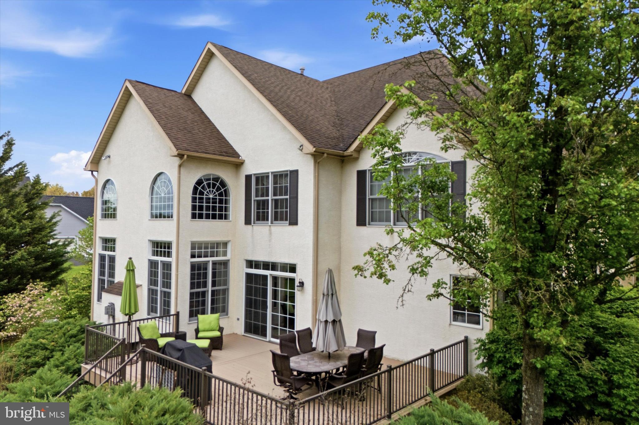 FAIRWAYS - Residential