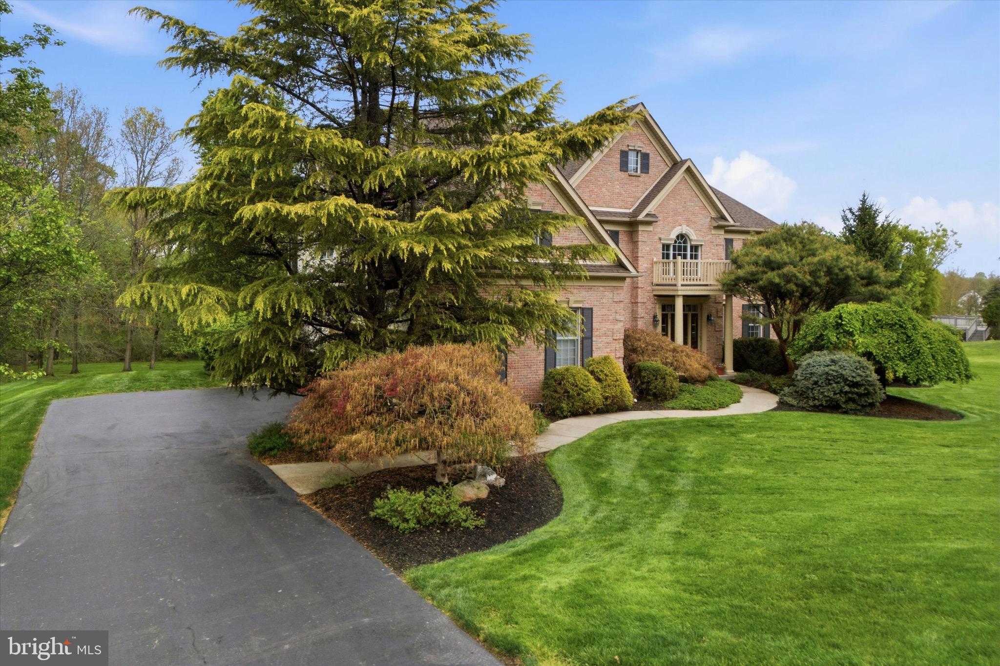 FAIRWAYS - Residential